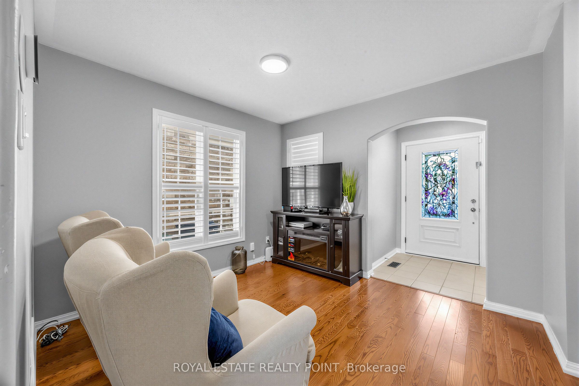 141 Raponi Circle Property Photo 6