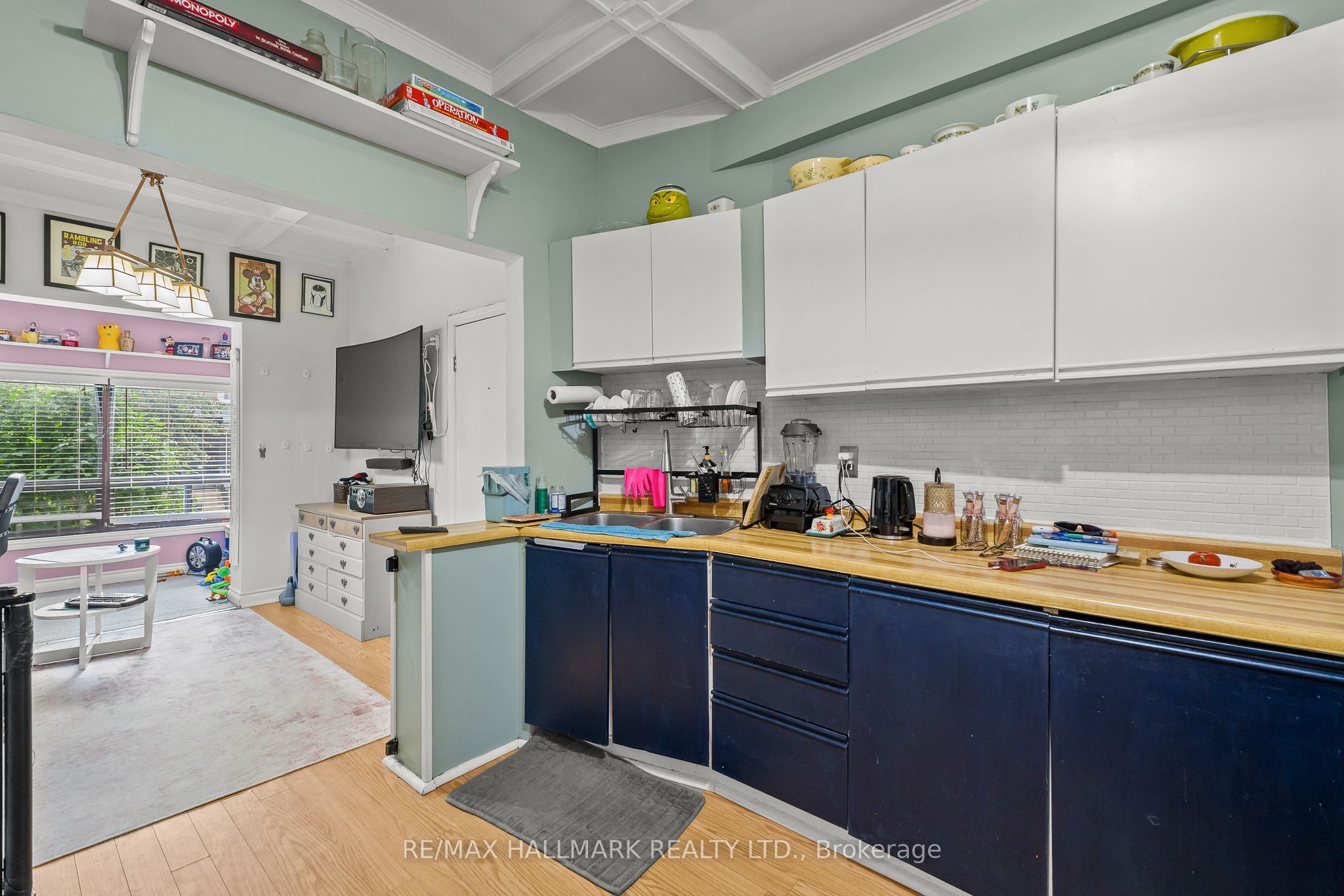 159 Parkmount Road Property Photo 8