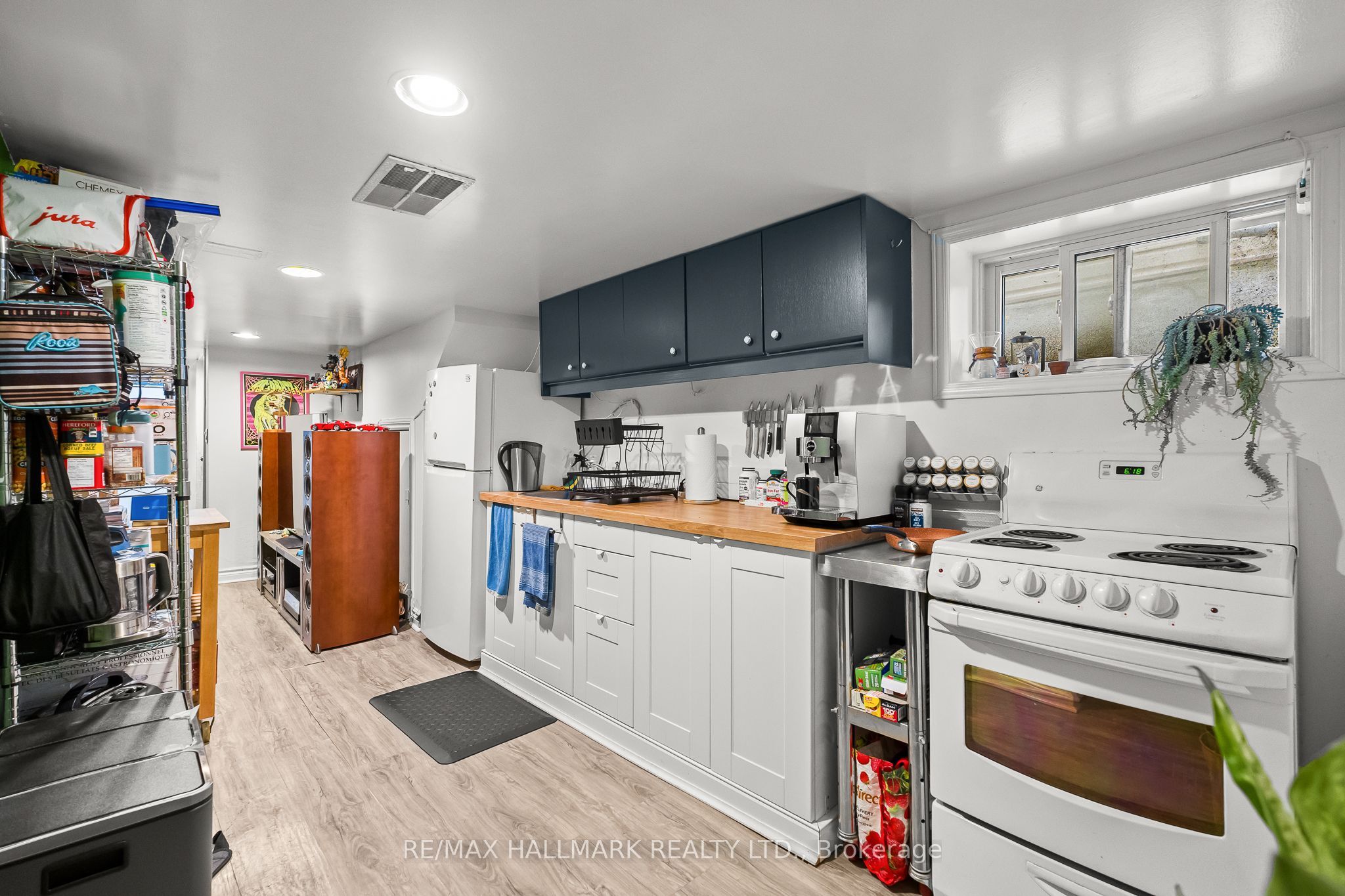 159 Parkmount Road Property Photo 40