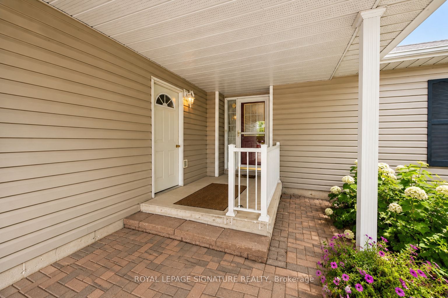 9 Huron Court Property Photo 7