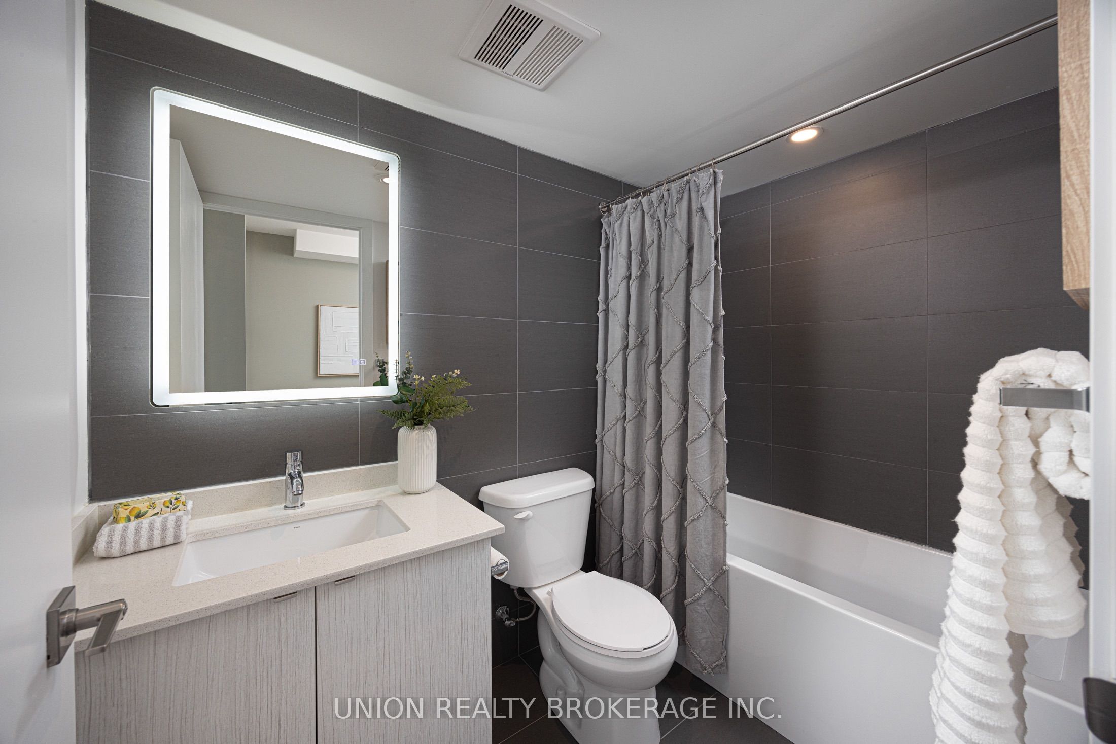 1401 O'connor Drive 217 Property Photo 22