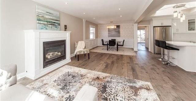 97 Central Park Boulevard N Upper Property Photo 3