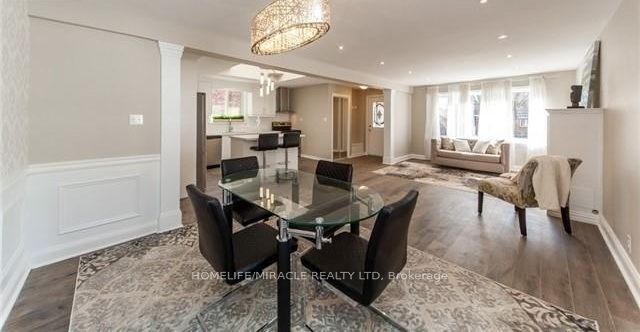 97 Central Park Boulevard N Upper Property Photo 4