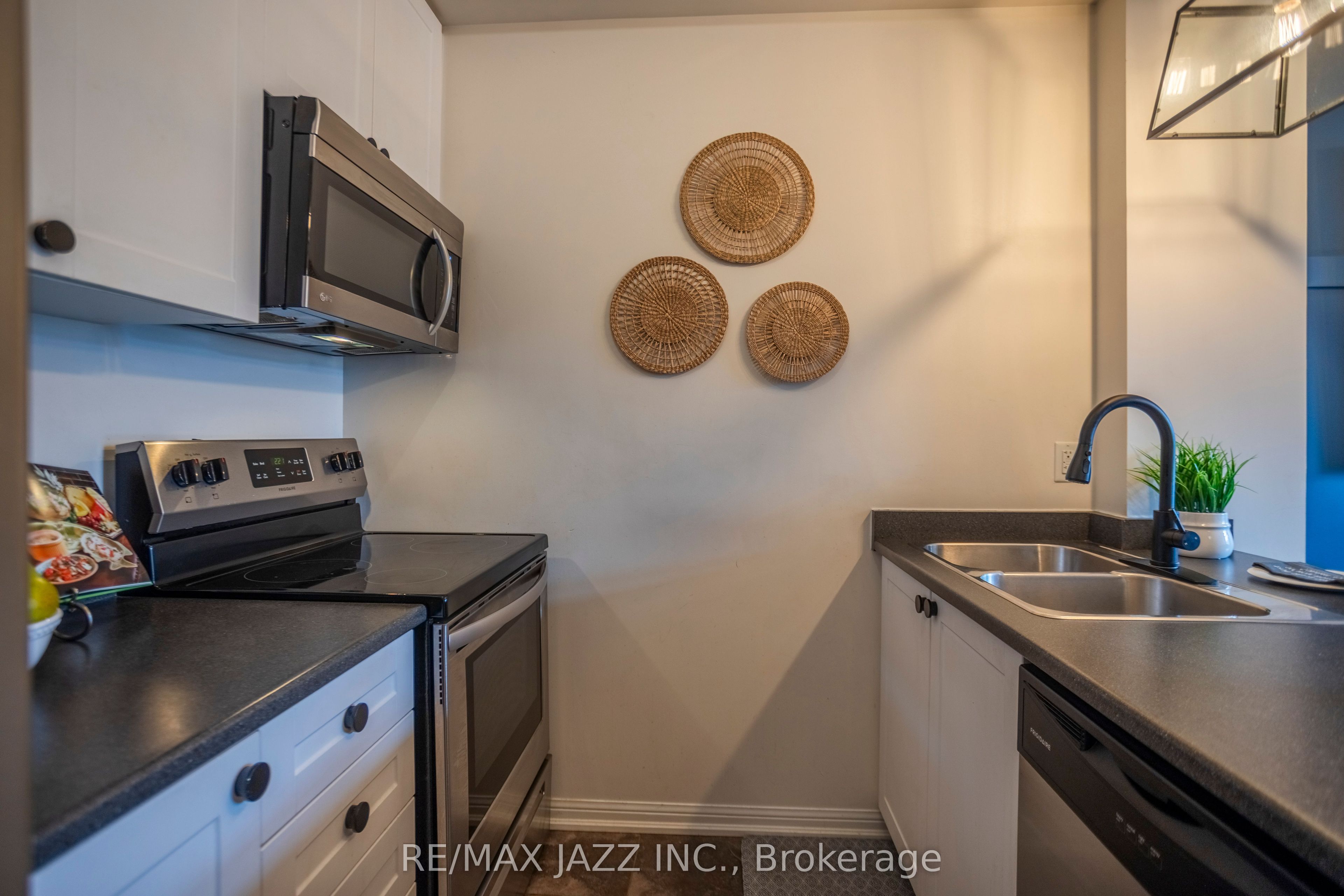 80 Aspen Springs Drive 308 Property Photo 8