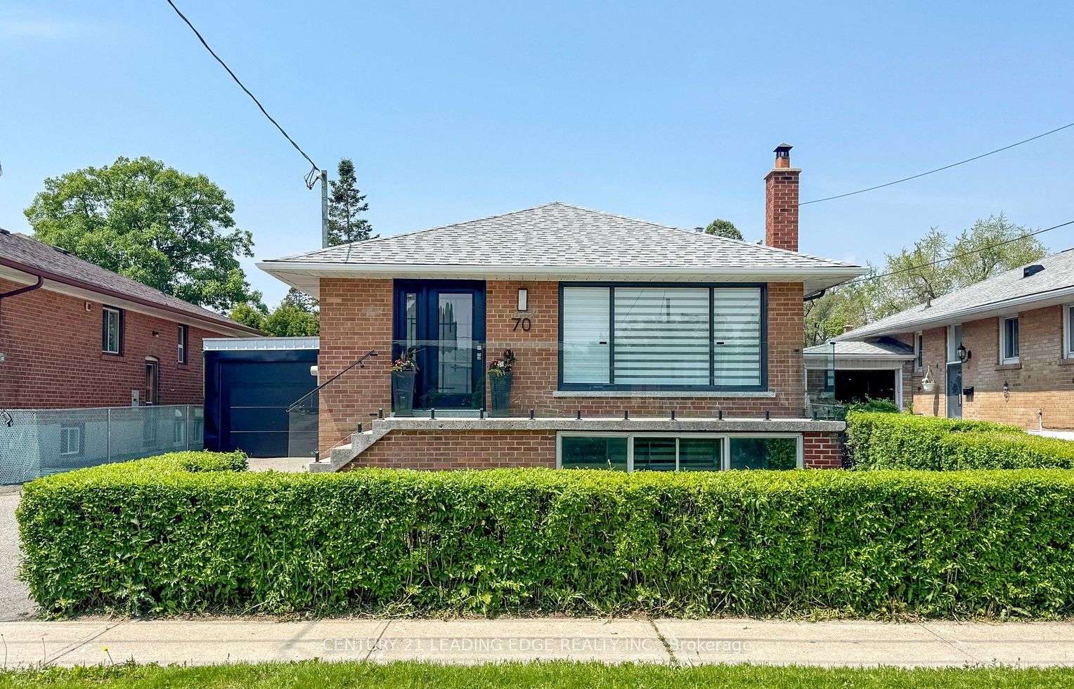 70 Wexford Boulevard Property Photo 1