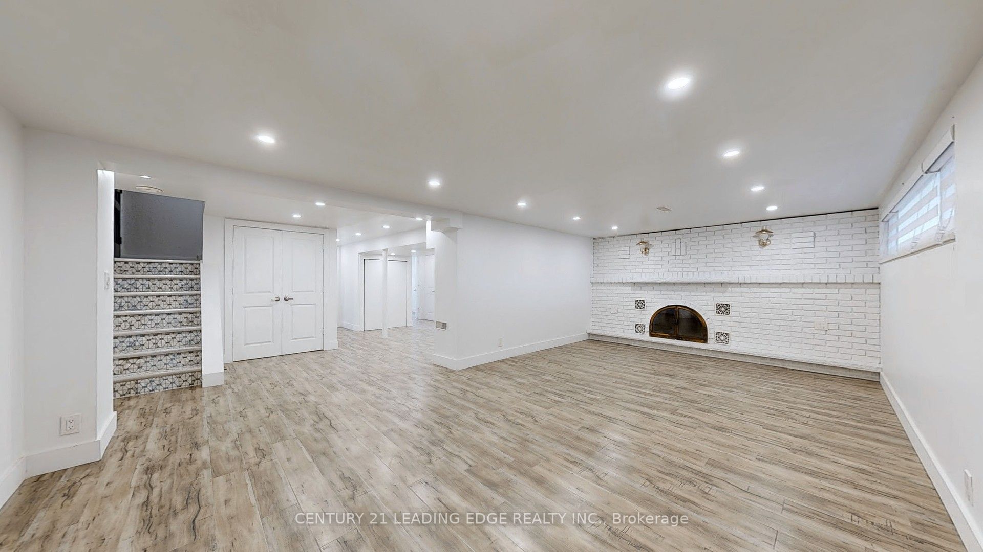 70 Wexford Boulevard Property Photo 34