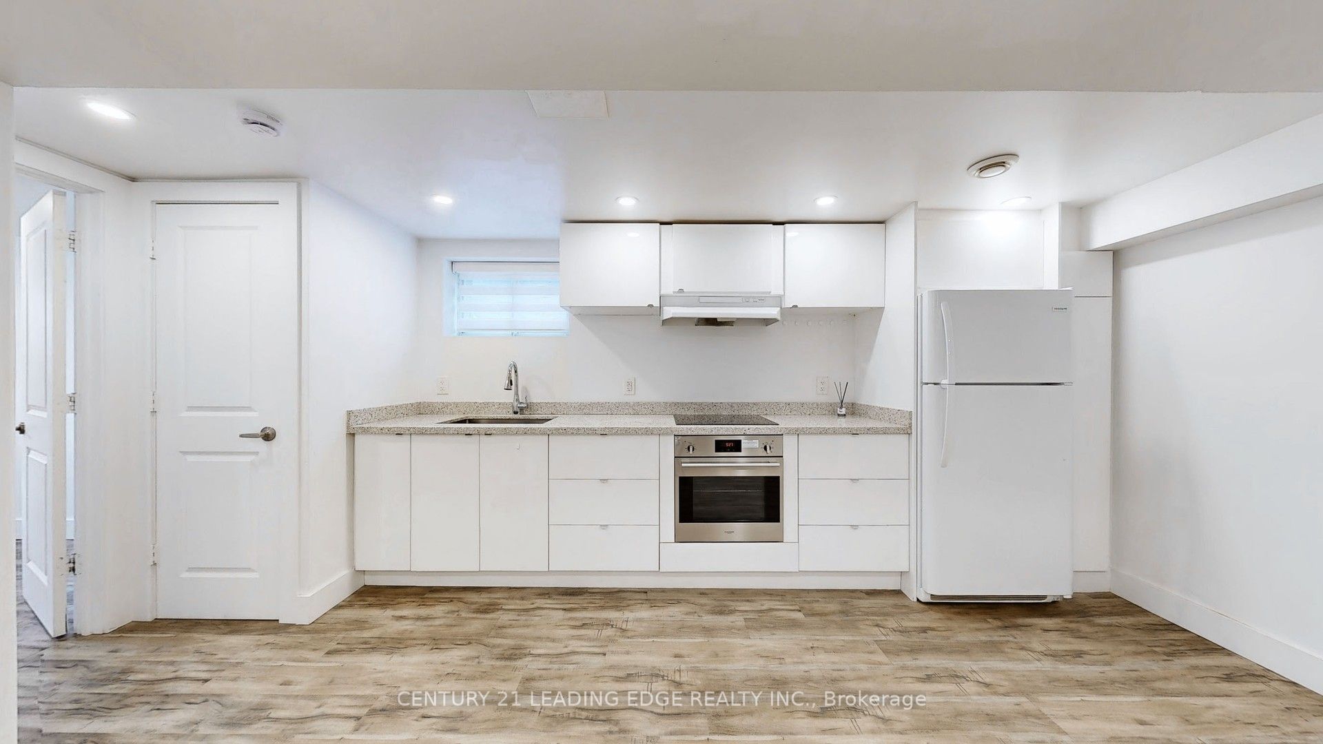 70 Wexford Boulevard Property Photo 38