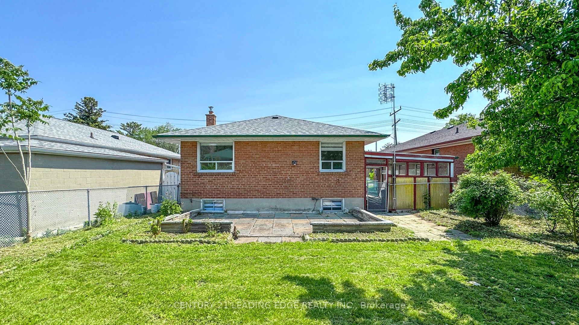 70 Wexford Boulevard Property Photo 48