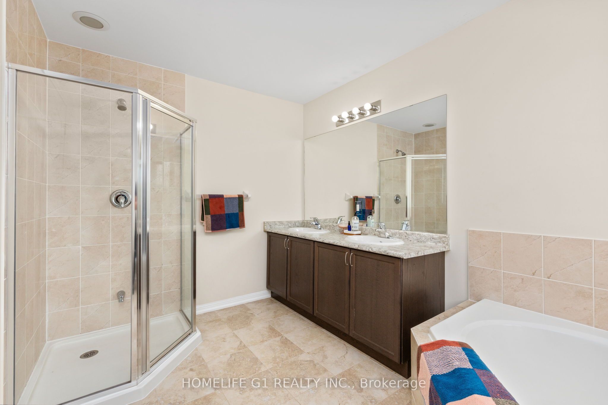 10 Hurst Drive Property Photo 25