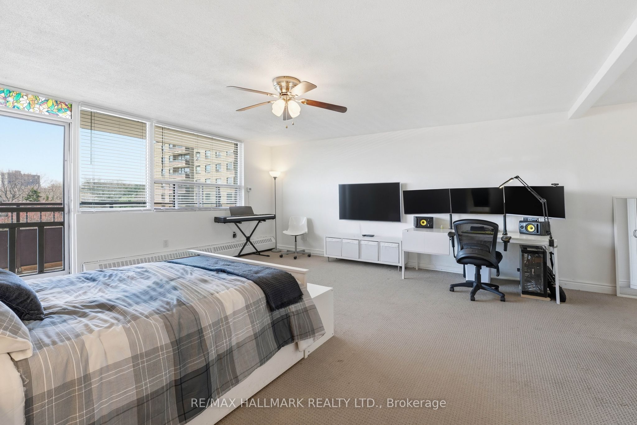 180 Markham Road 503 Property Photo 11