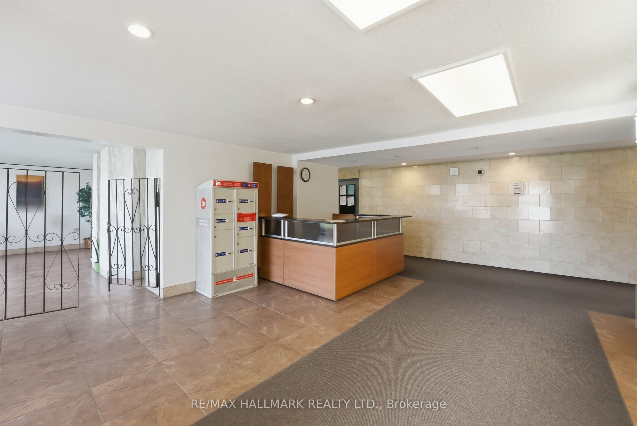 180 Markham Road 503 Property Photo 21