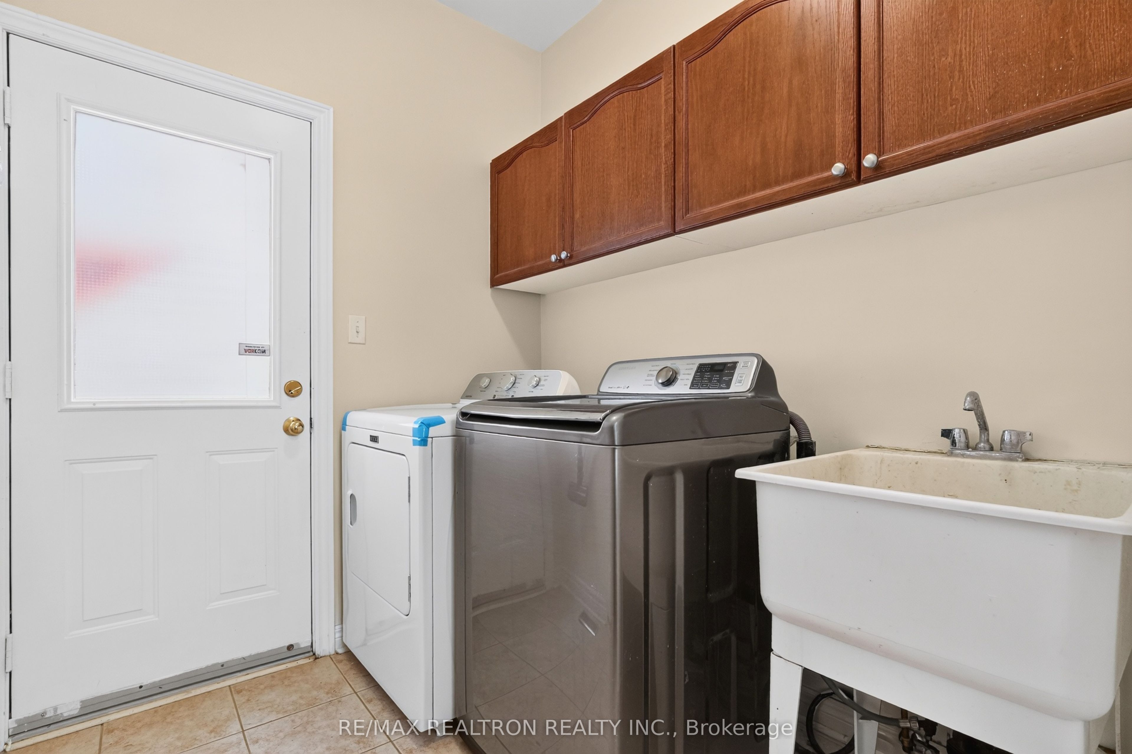 18 Carter-bennett Drive Property Photo 29