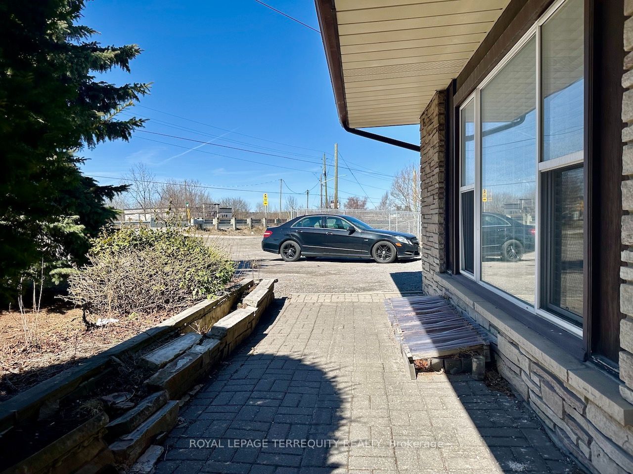 E13609872 Property Photo 13