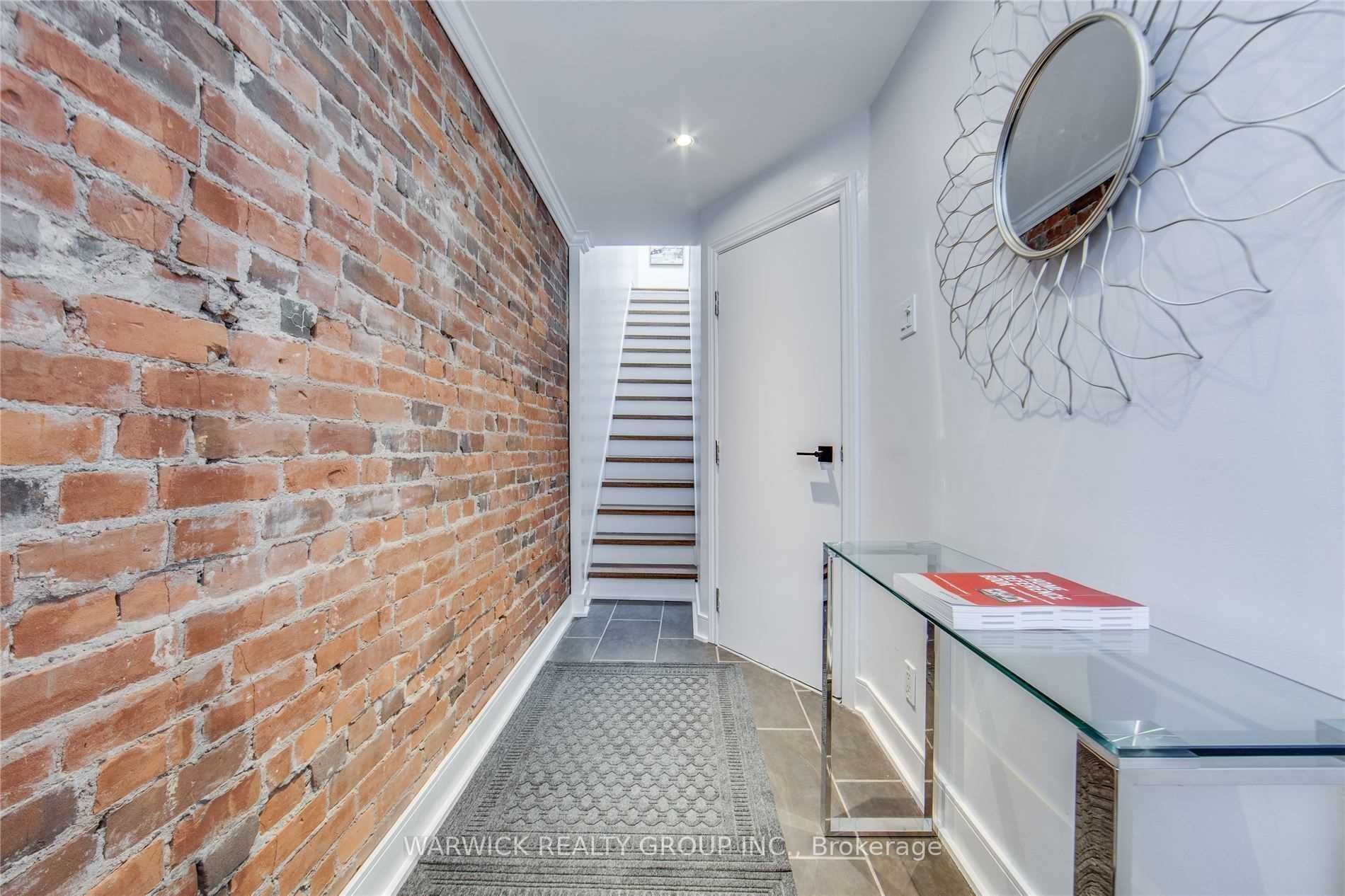 57 Bertmount Avenue Lower Property Photo 3
