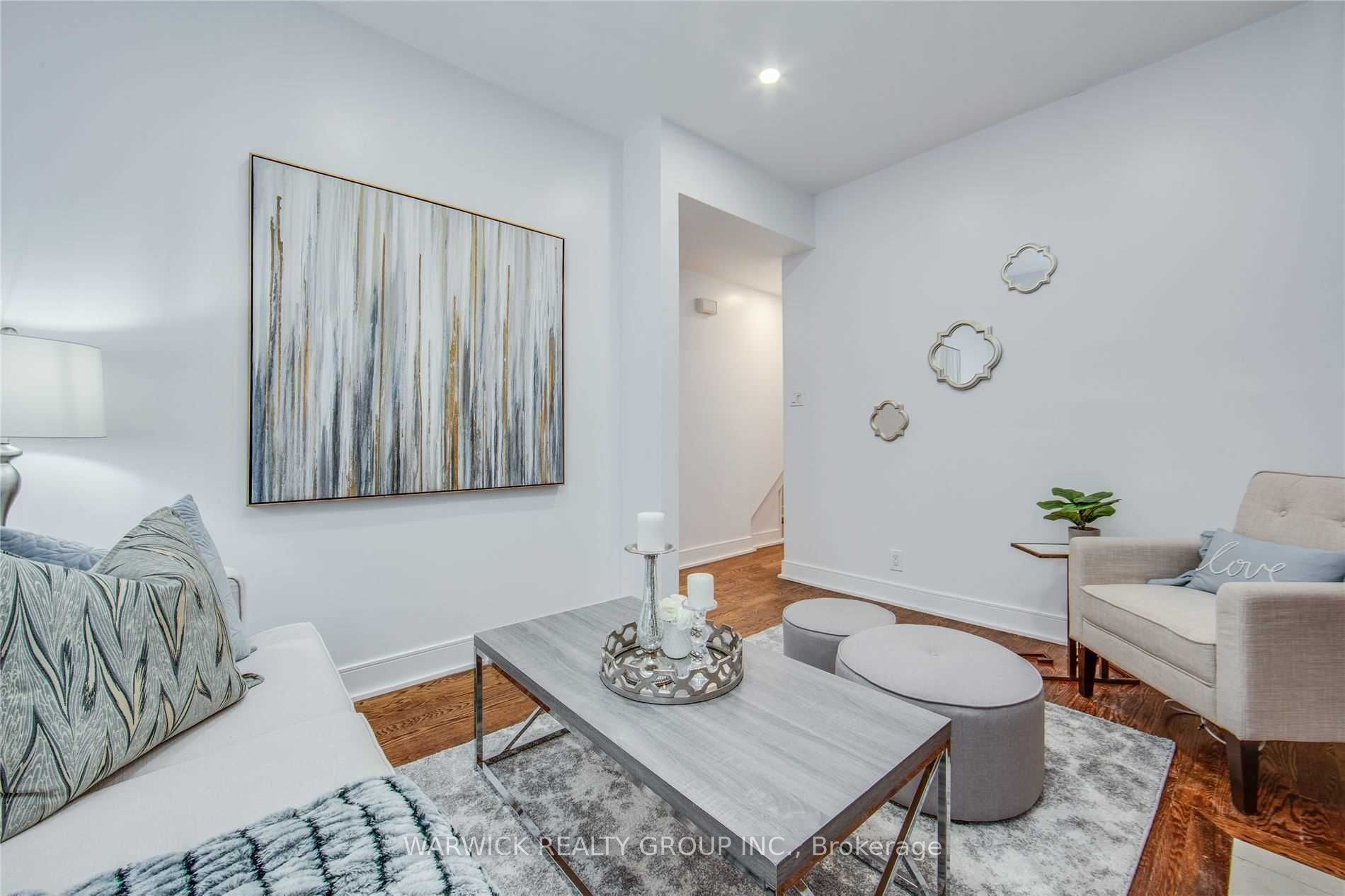57 Bertmount Avenue Lower Property Photo 8