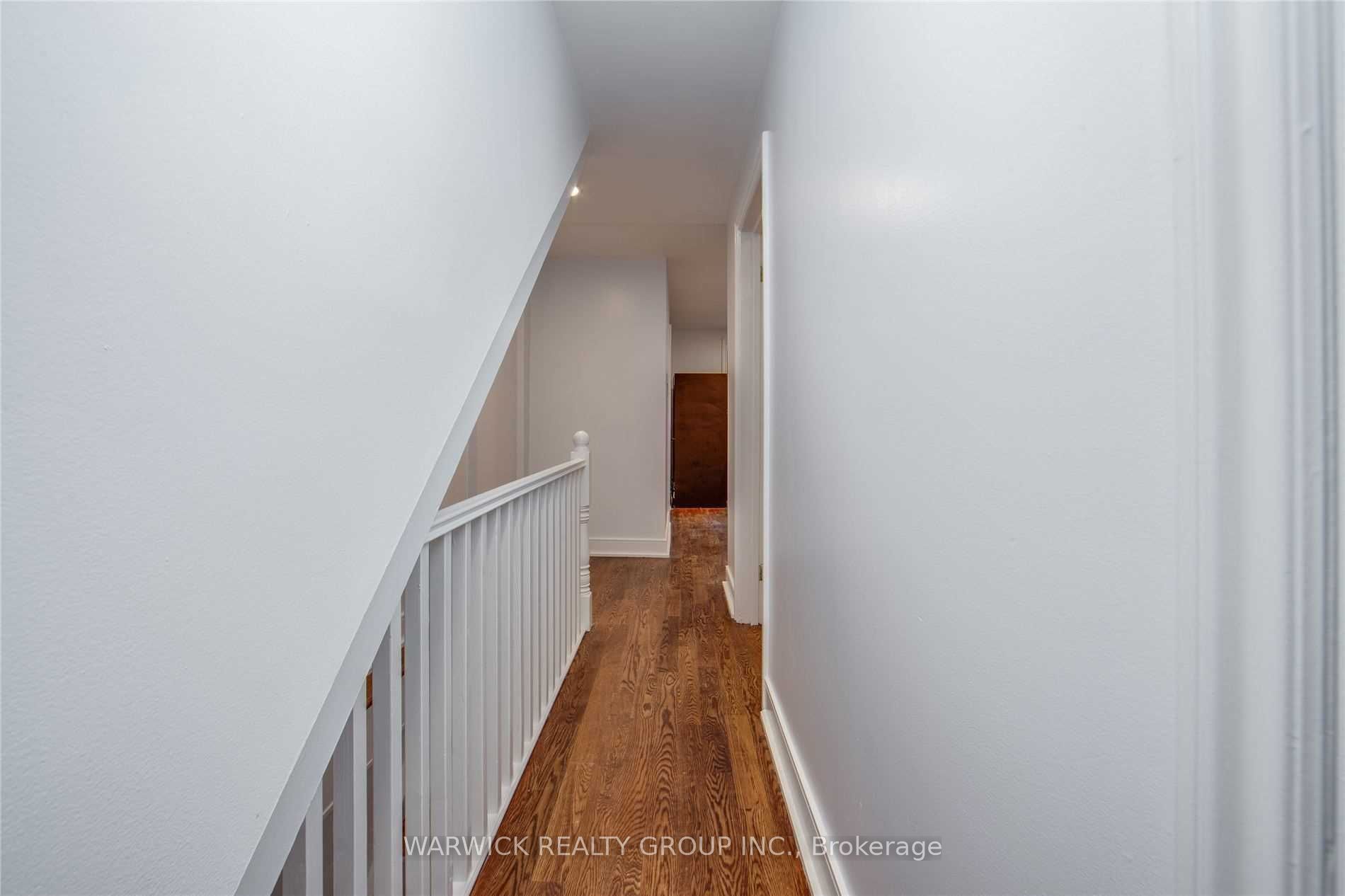 57 Bertmount Avenue Lower Property Photo 9