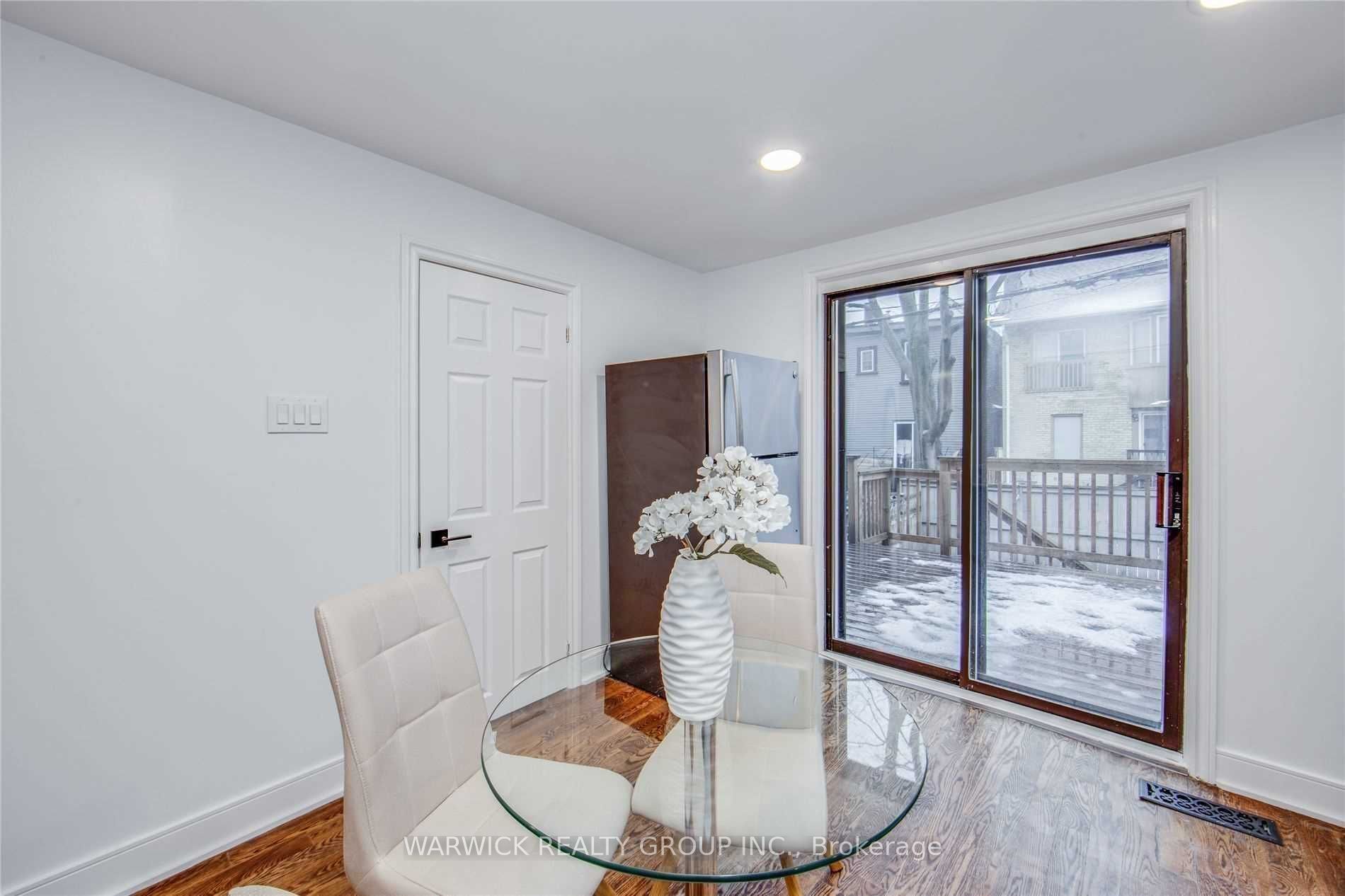57 Bertmount Avenue Lower Property Photo 11