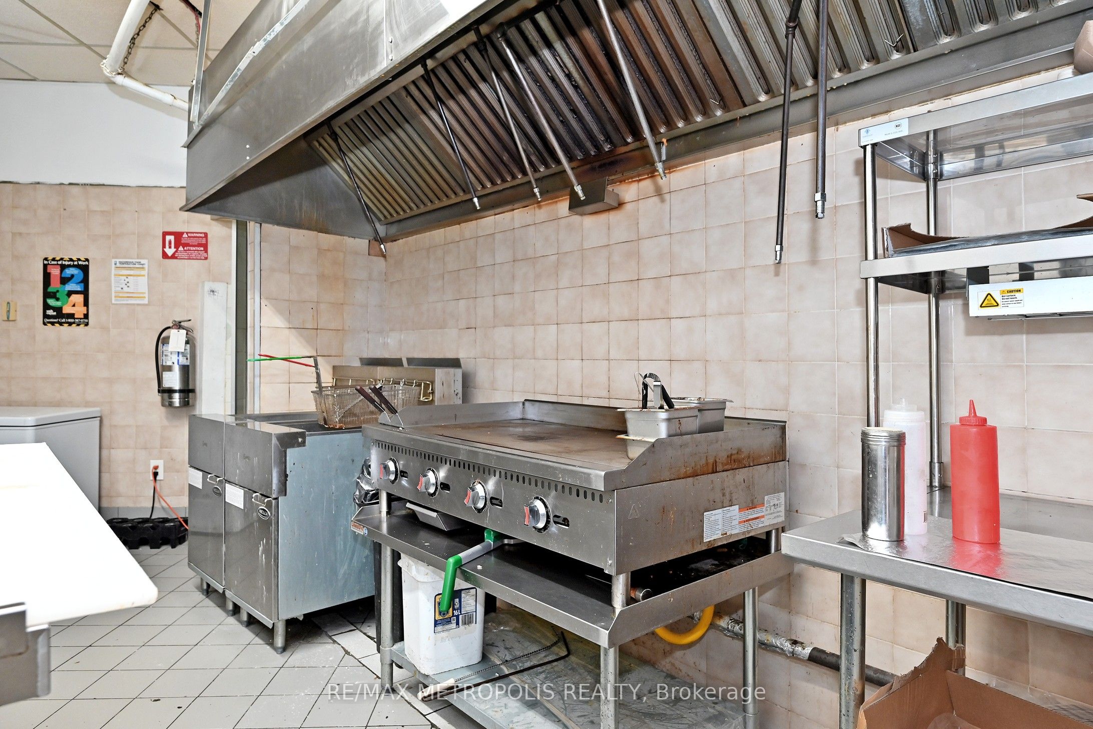 1540 Dundas Street E B-1 Property Photo 25