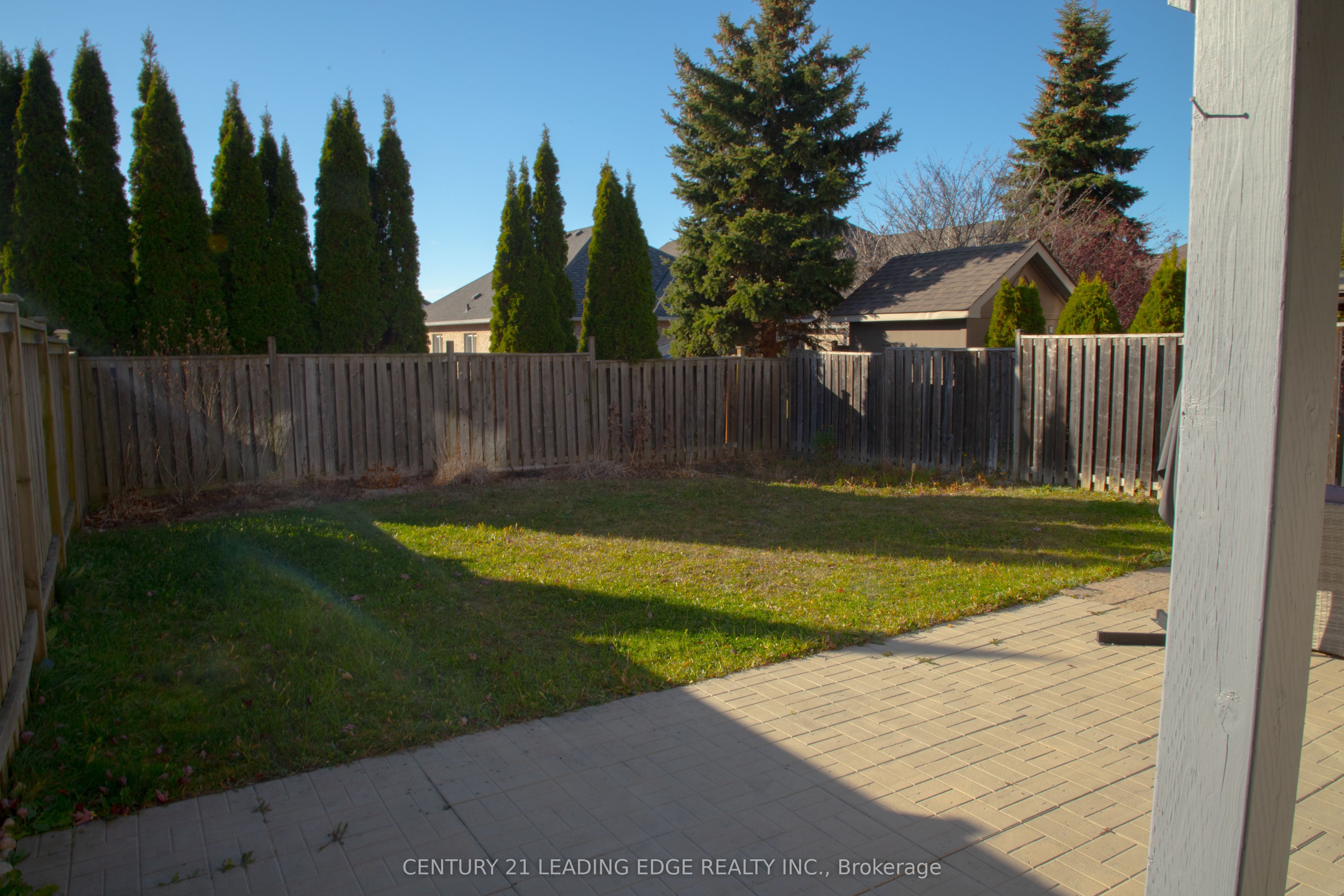 157 Dooley Crescent Property Photo 3
