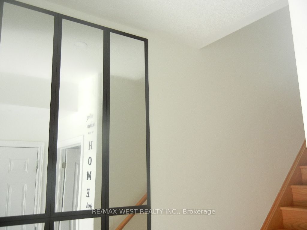 12 Waterstone Way Property Photo 16