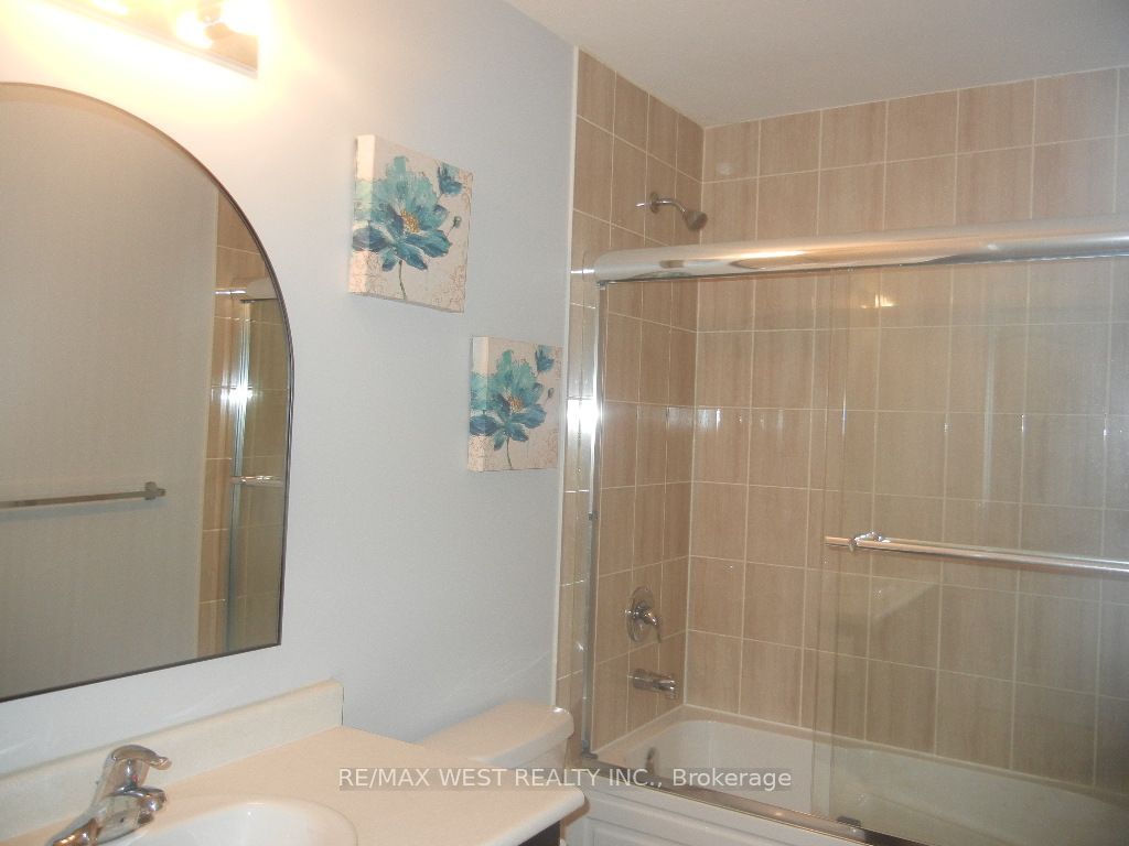 12 Waterstone Way Property Photo 23