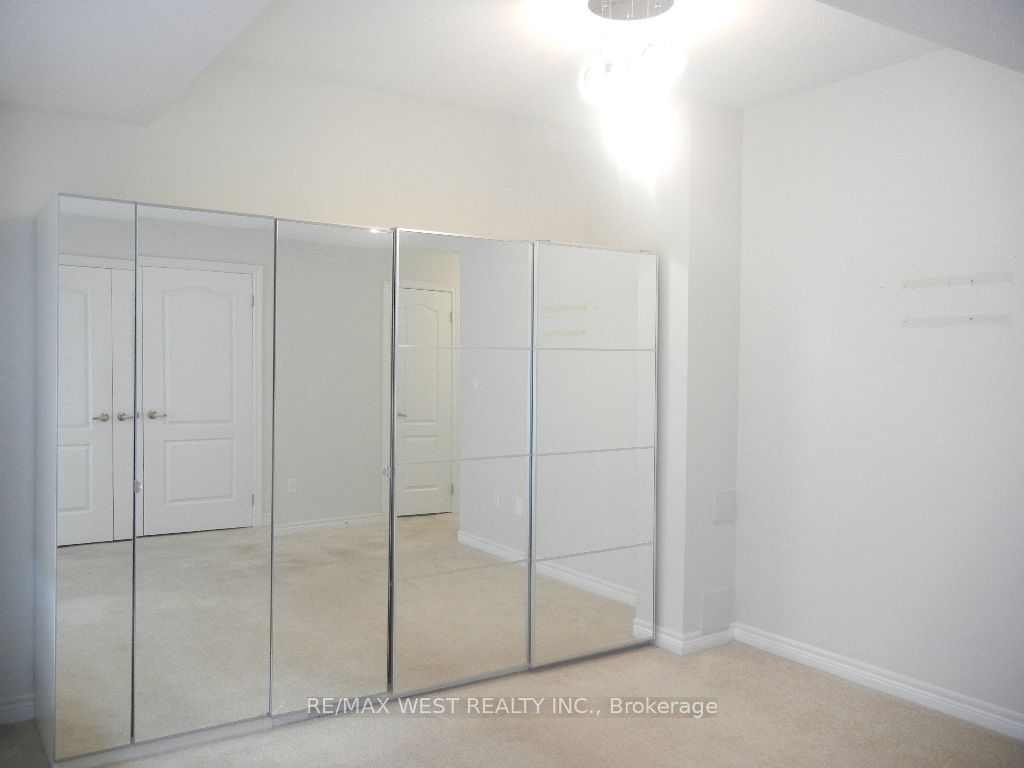 12 Waterstone Way Property Photo 27