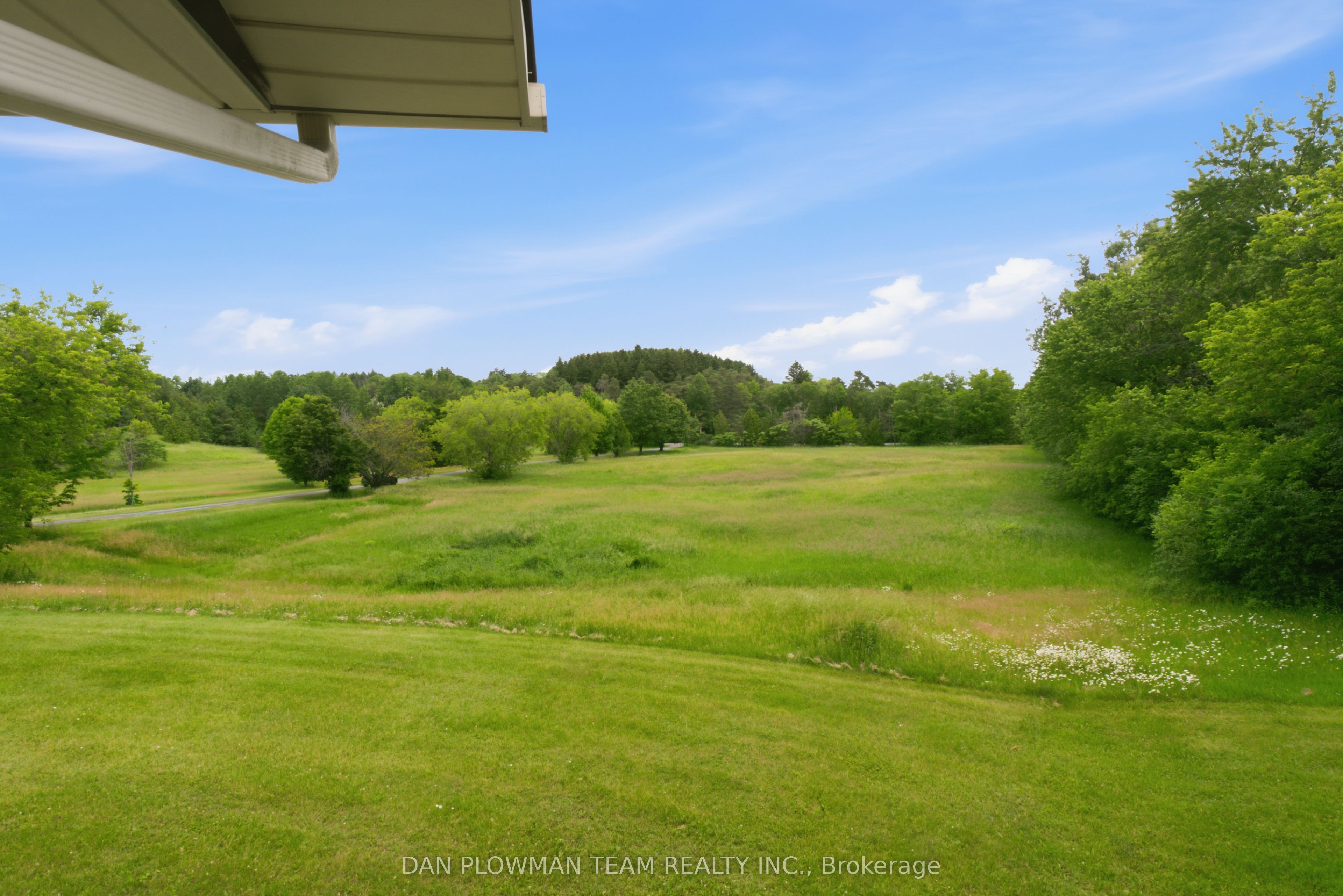 9640 Dagmar Road Property Photo 5