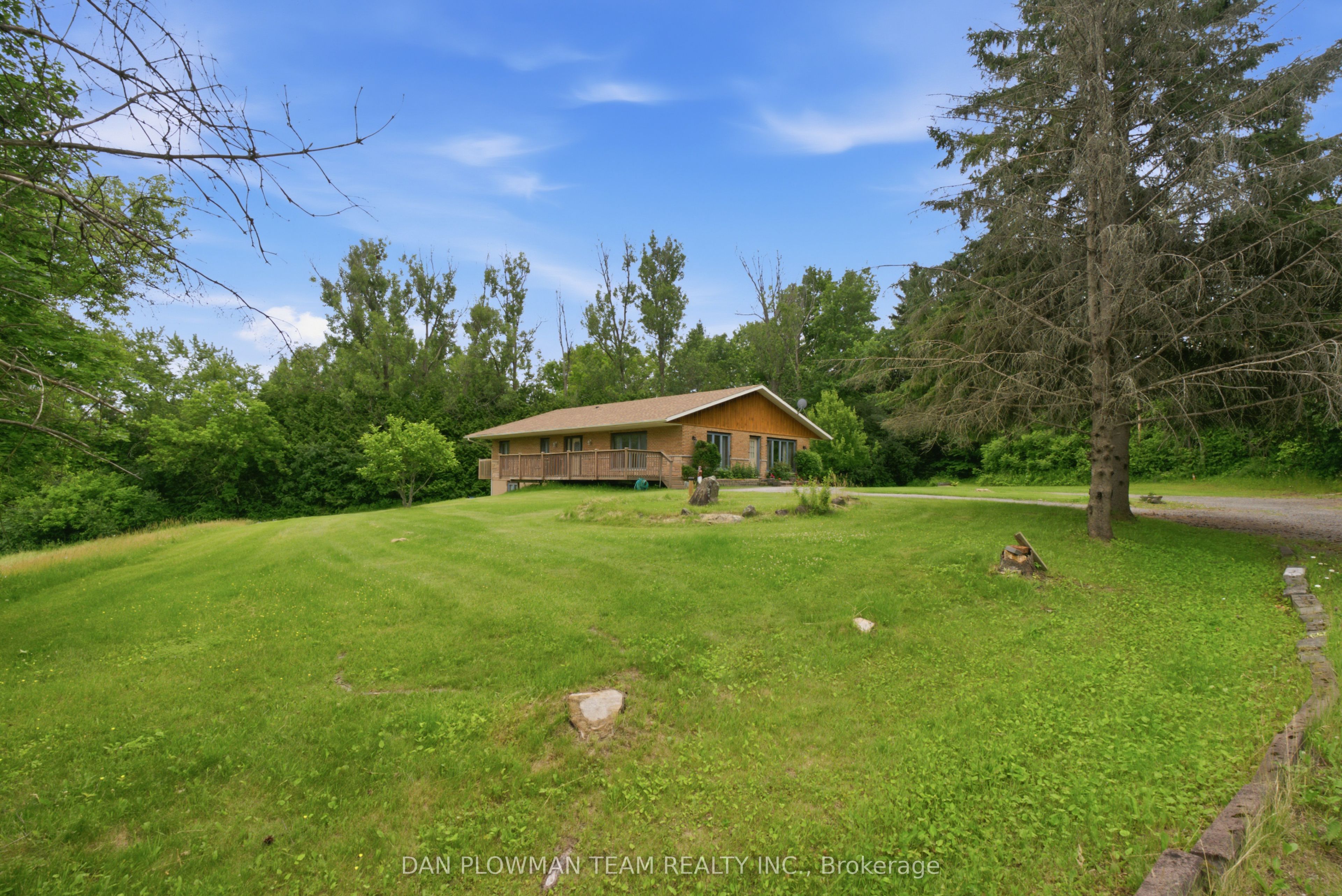 9640 Dagmar Road Property Photo 9