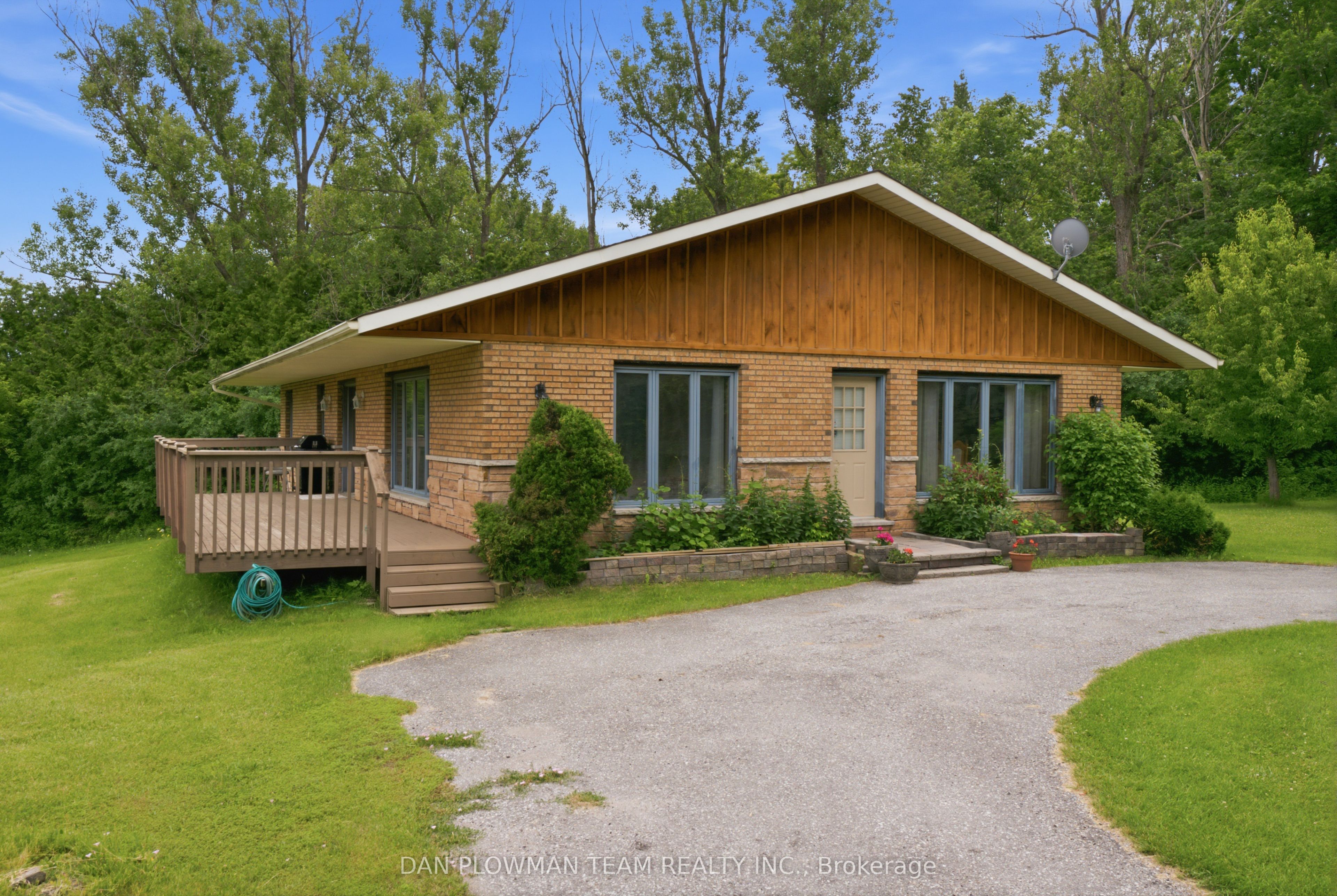 9640 Dagmar Road Property Photo 10