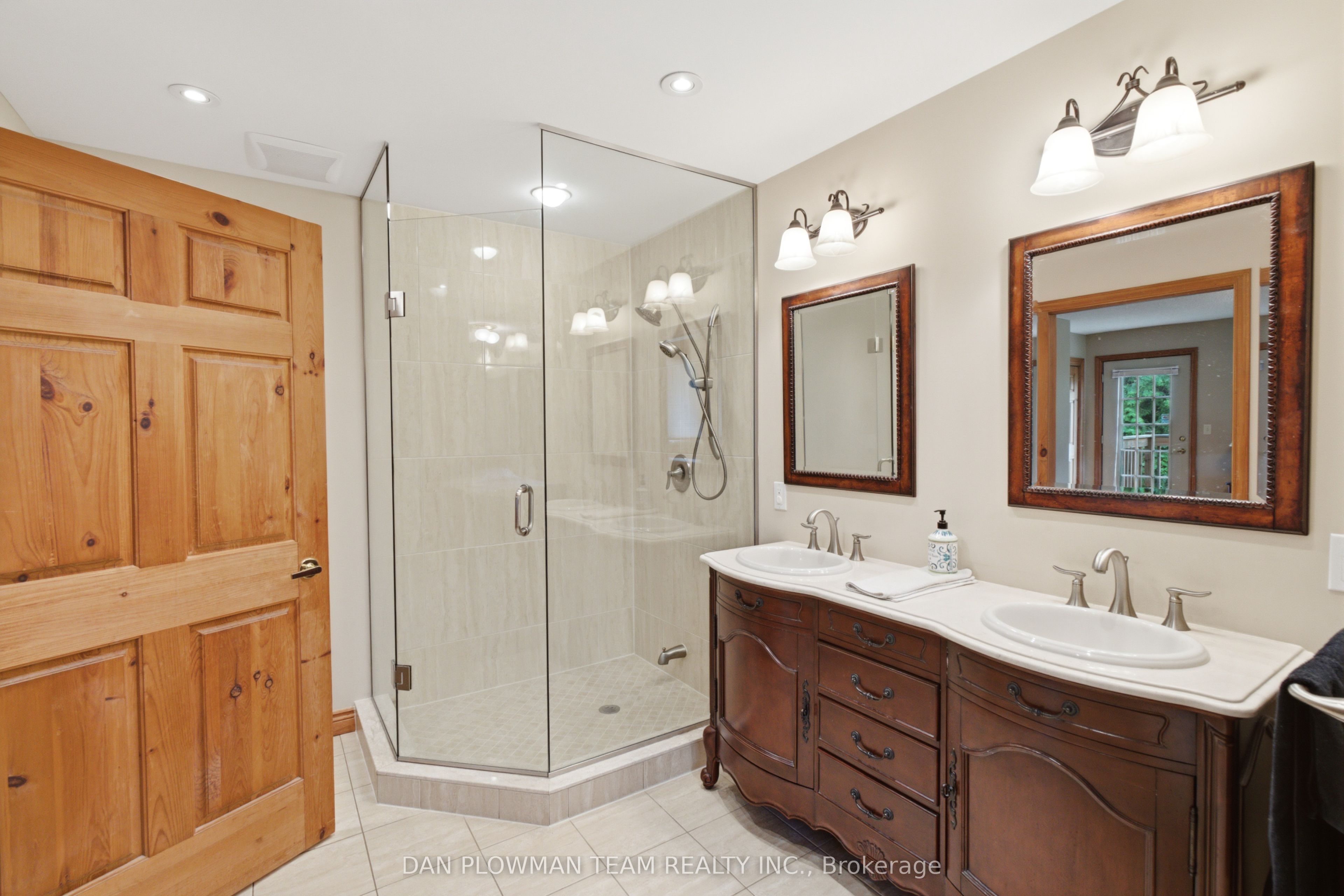 9640 Dagmar Road Property Photo 24