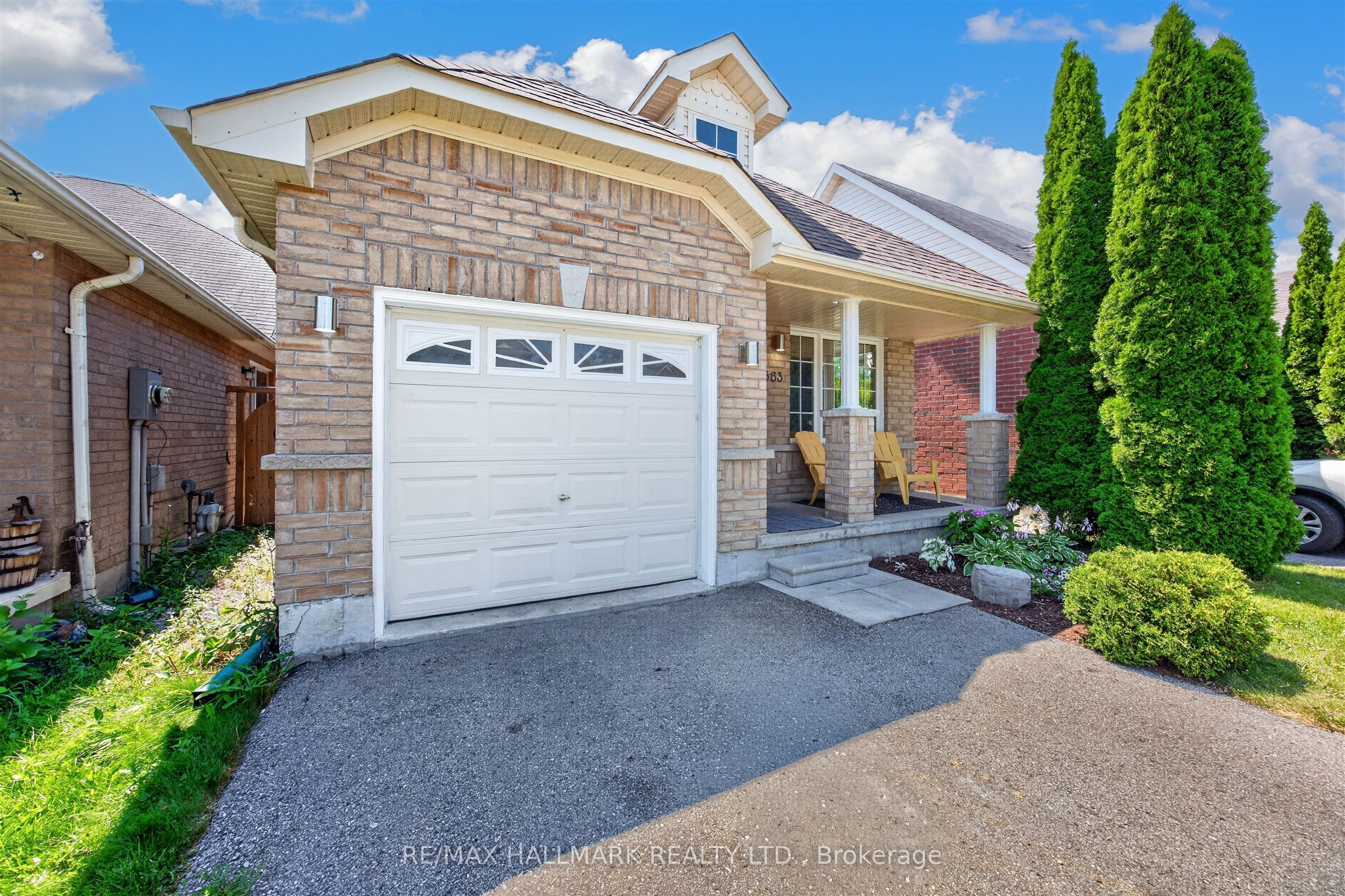 563 Luple Avenue Property Photo 4