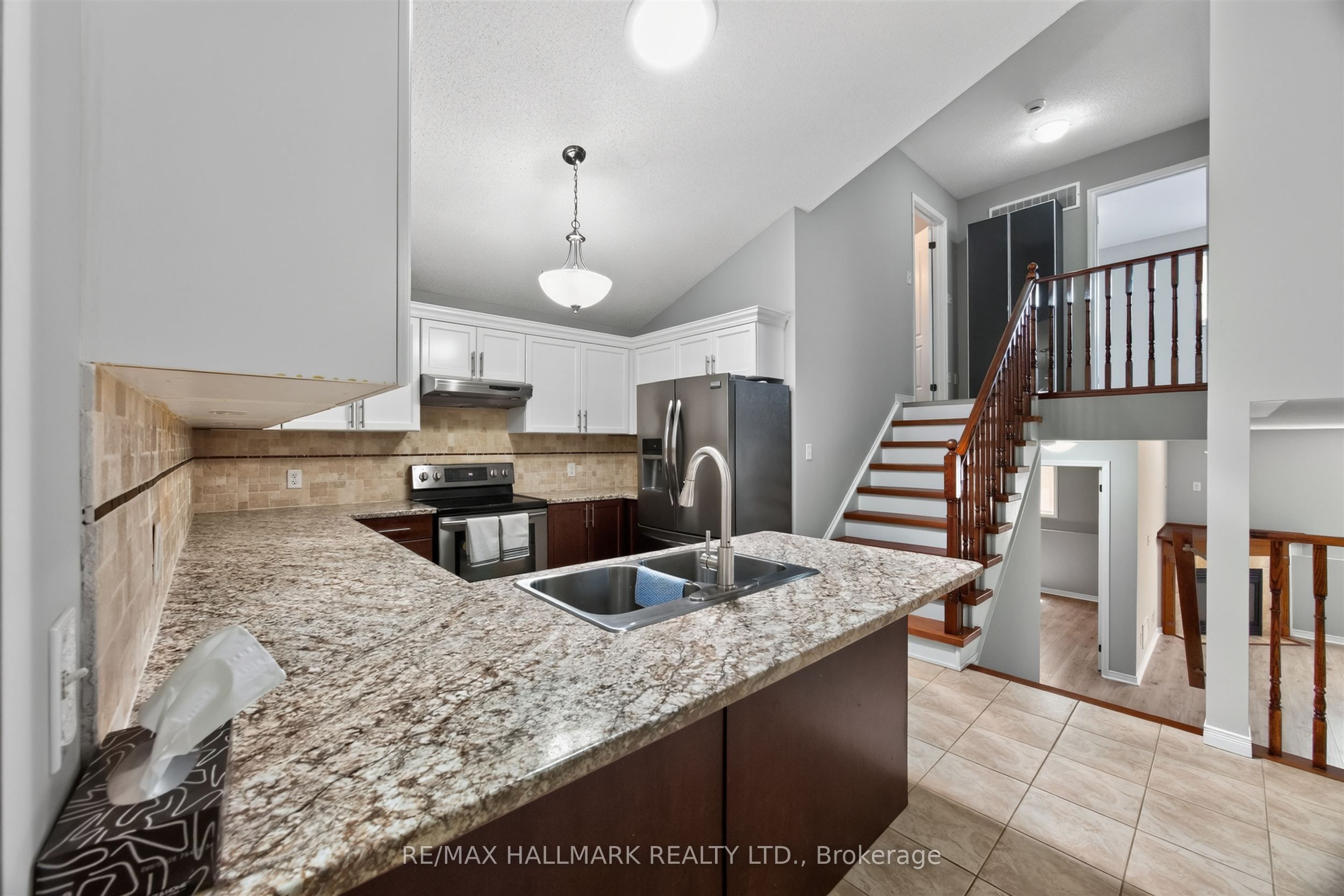 563 Luple Avenue Property Photo 15
