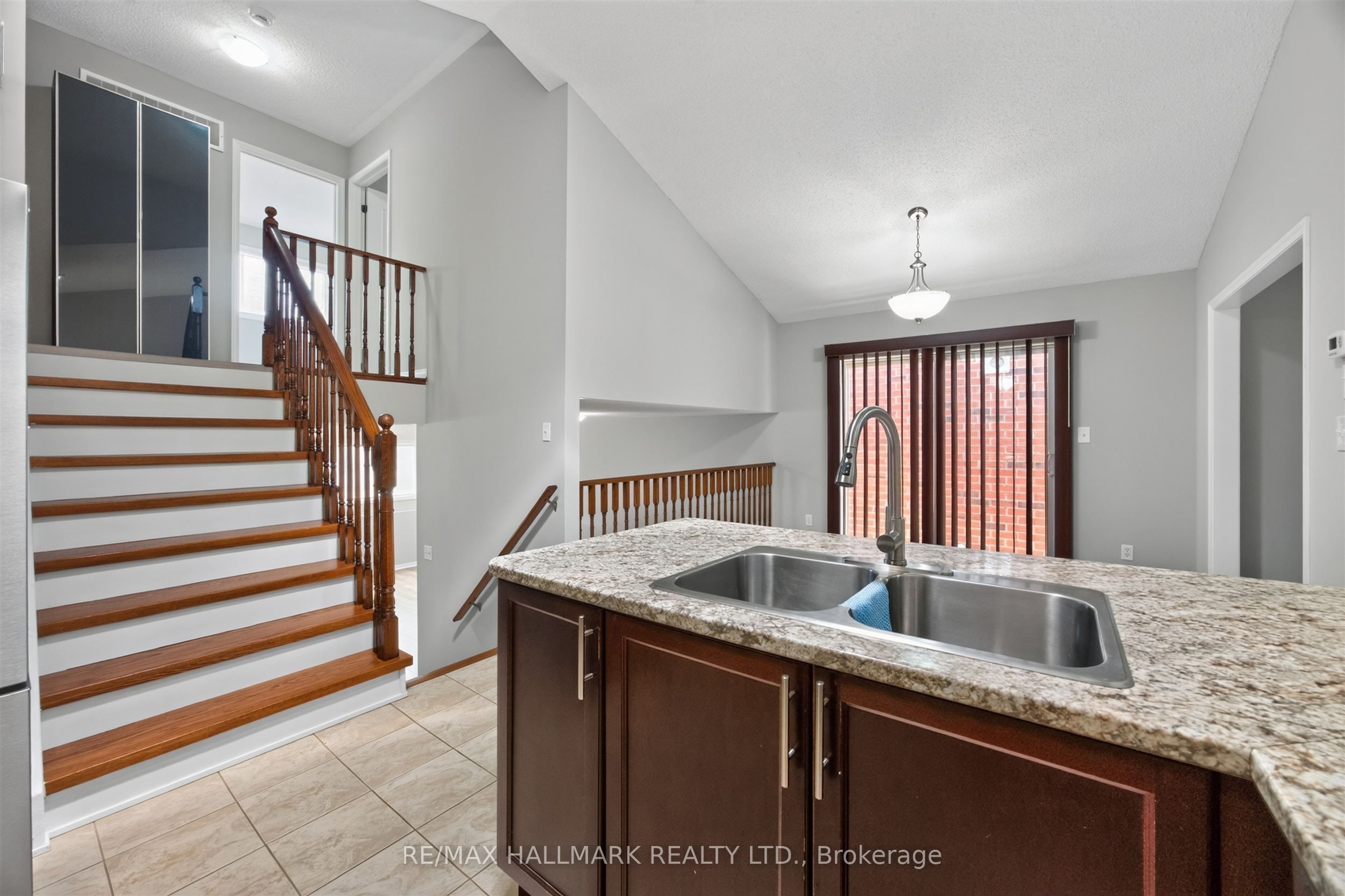 563 Luple Avenue Property Photo 17