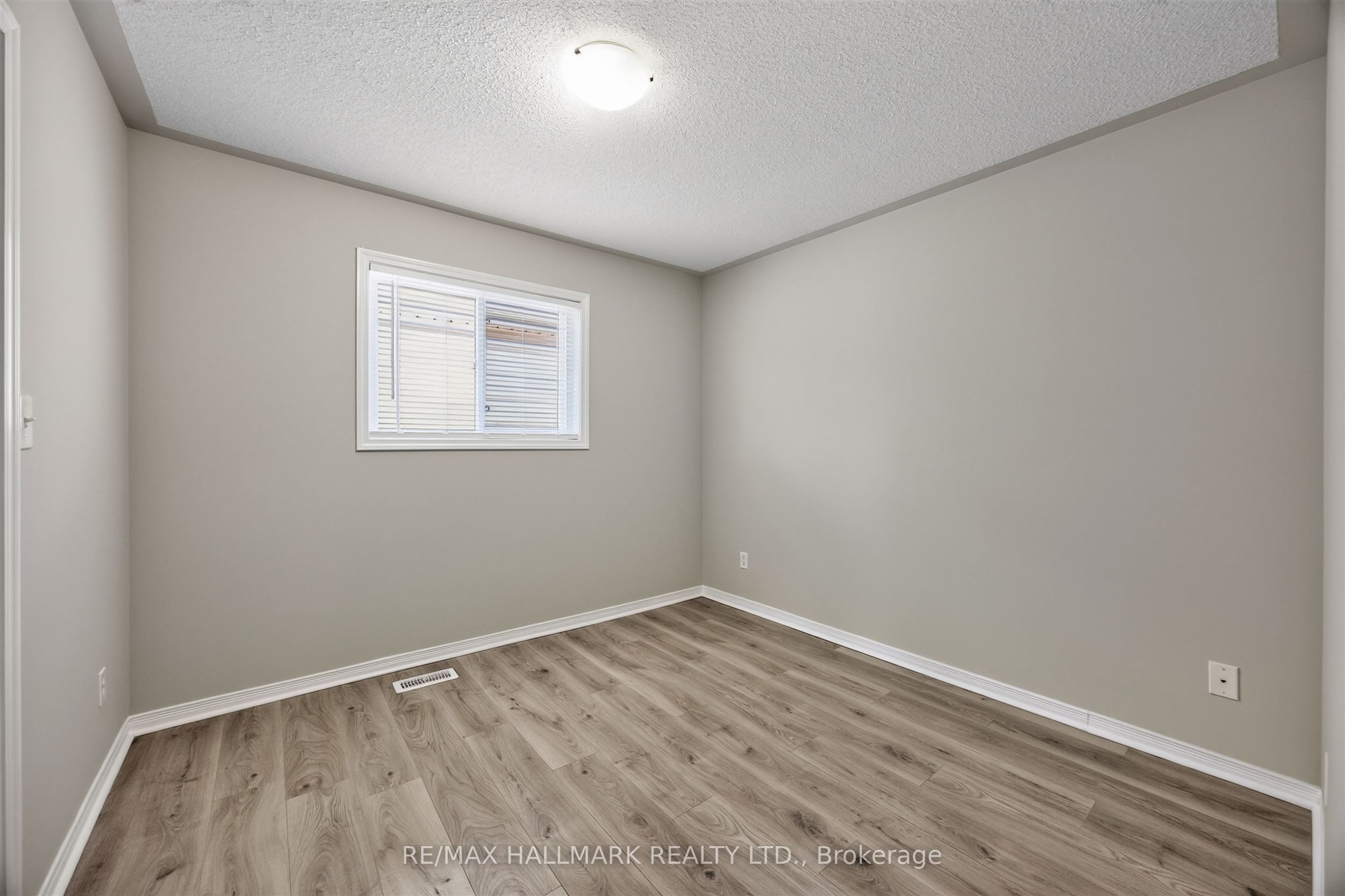 563 Luple Avenue Property Photo 30