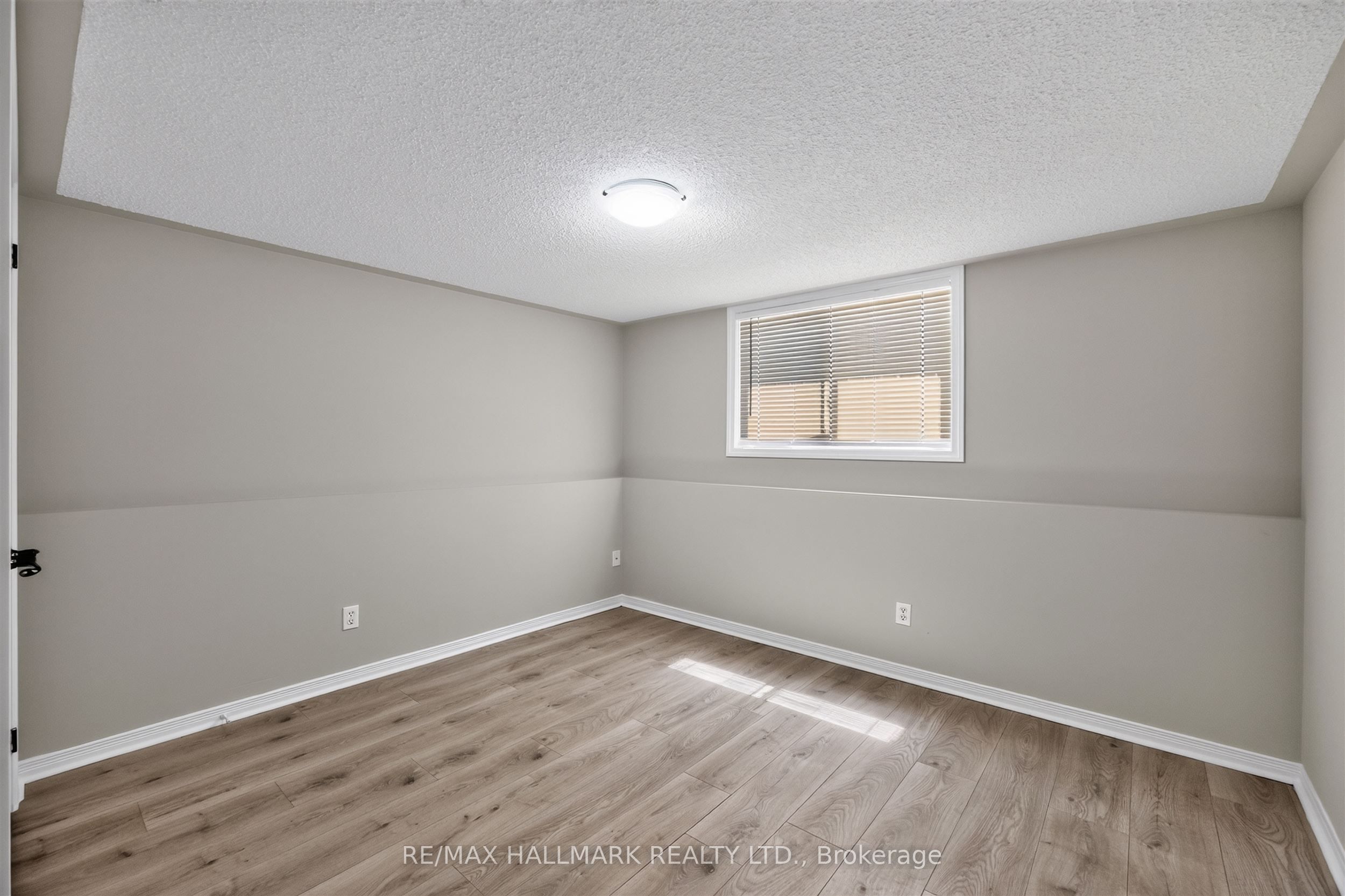 563 Luple Avenue Property Photo 37