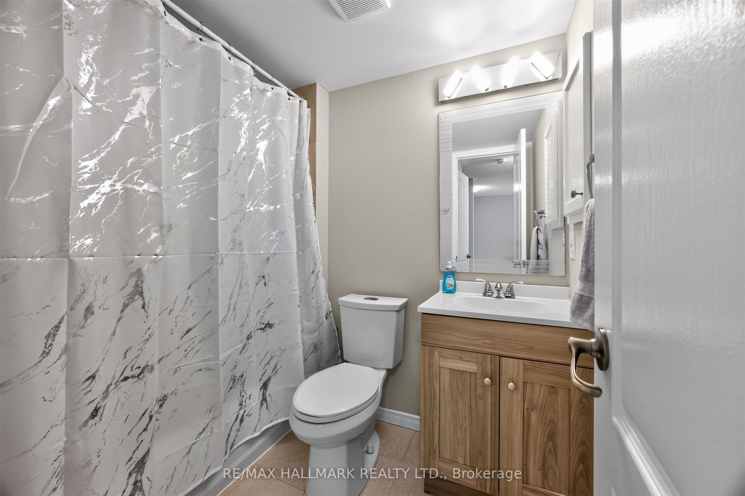 563 Luple Avenue Property Photo 39