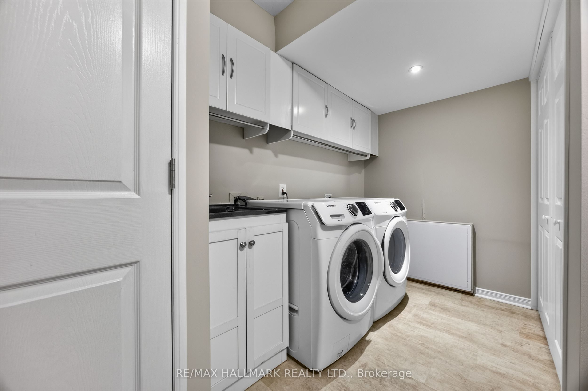 563 Luple Avenue Property Photo 43