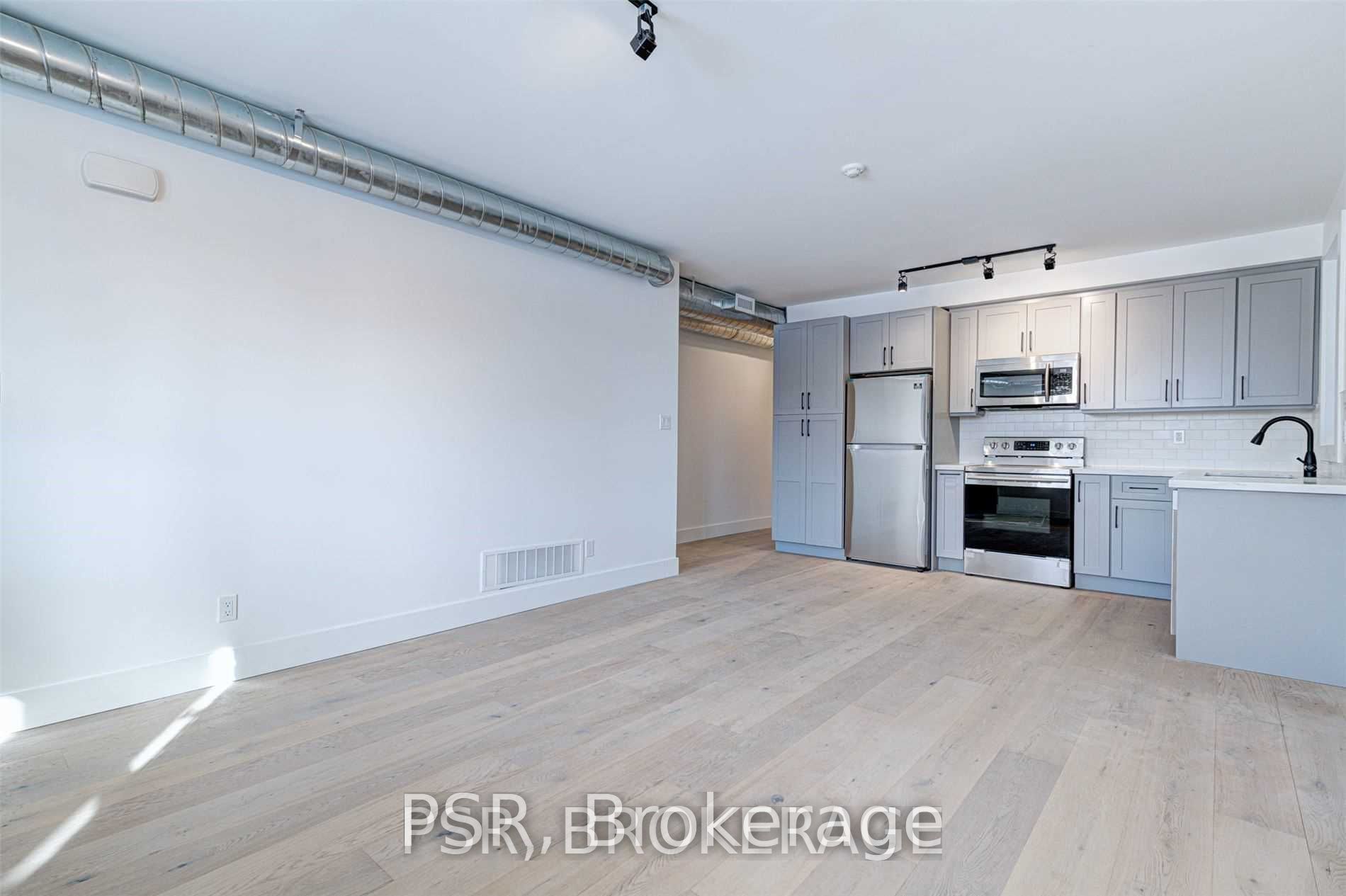87 Hammersmith Avenue Main Property Photo 3