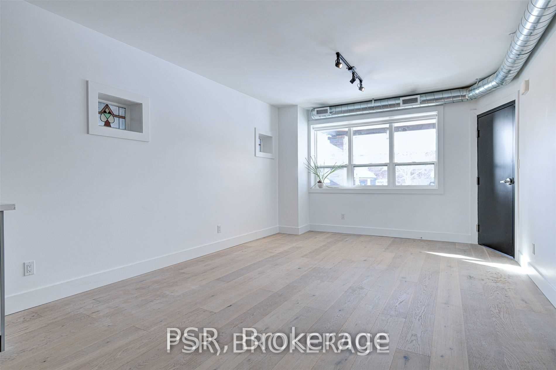 87 Hammersmith Avenue Main Property Photo 5