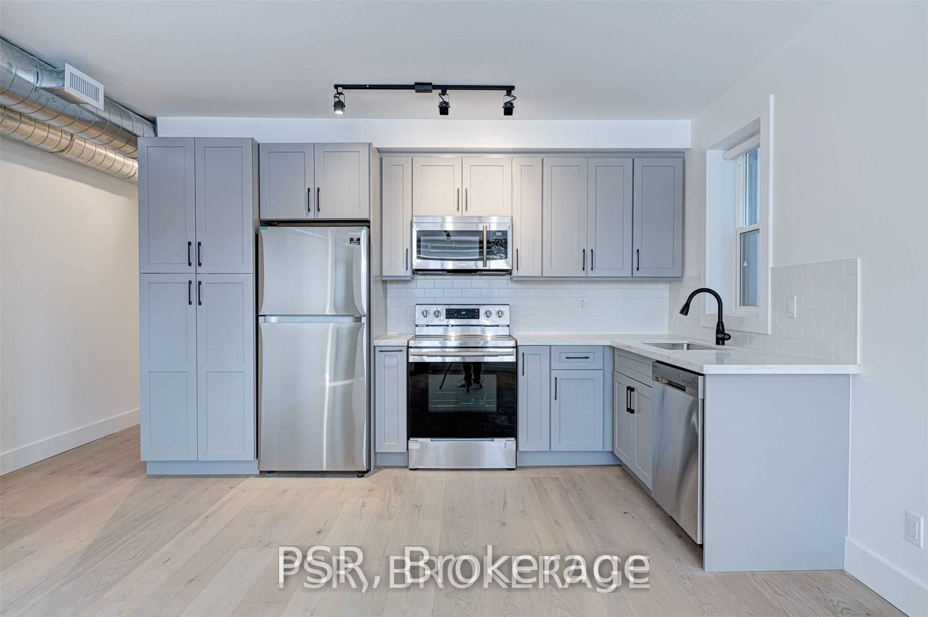 87 Hammersmith Avenue Main Property Photo 19