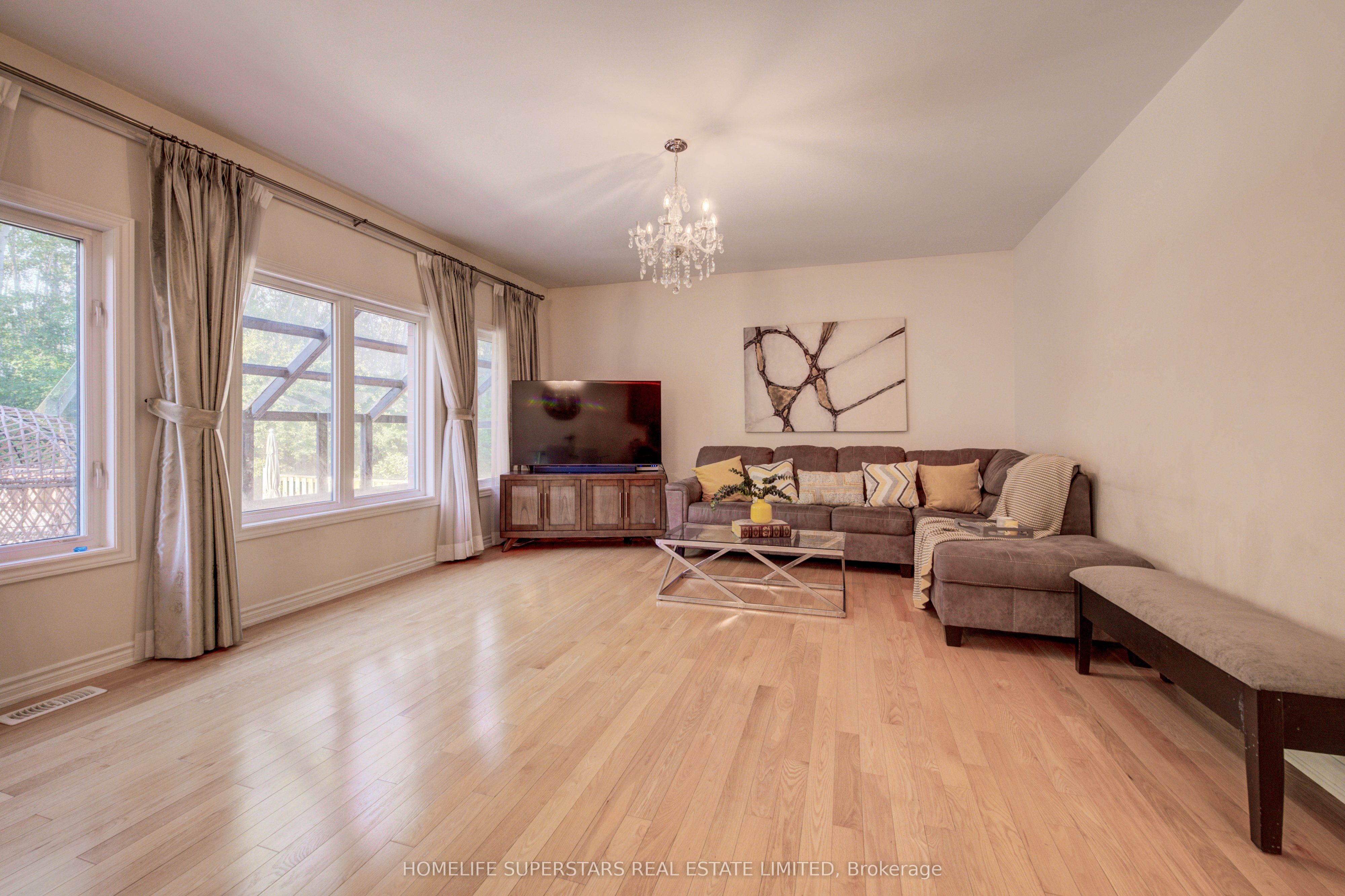 27 Upperview Place Property Photo 9