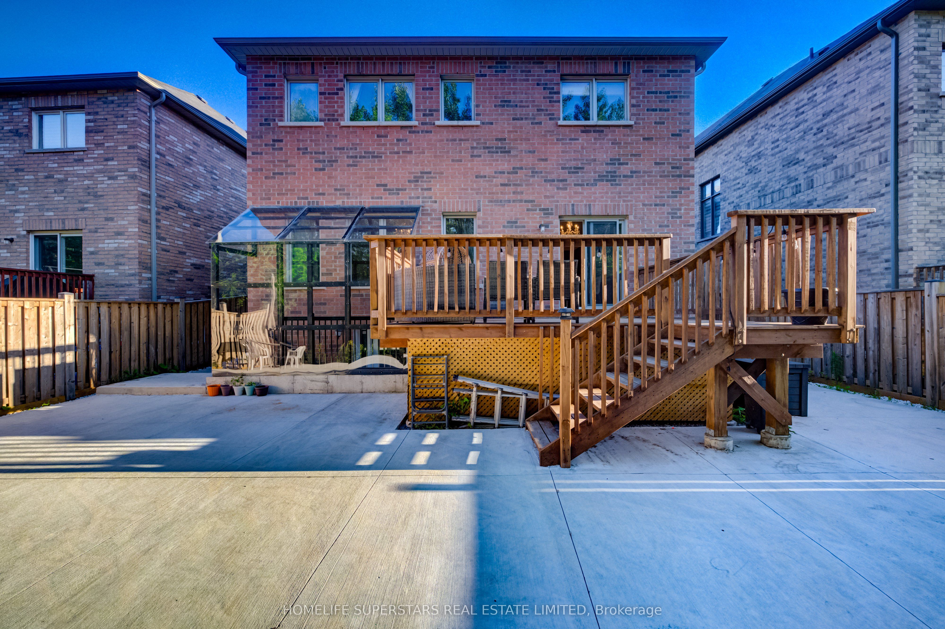 27 Upperview Place Property Photo 21