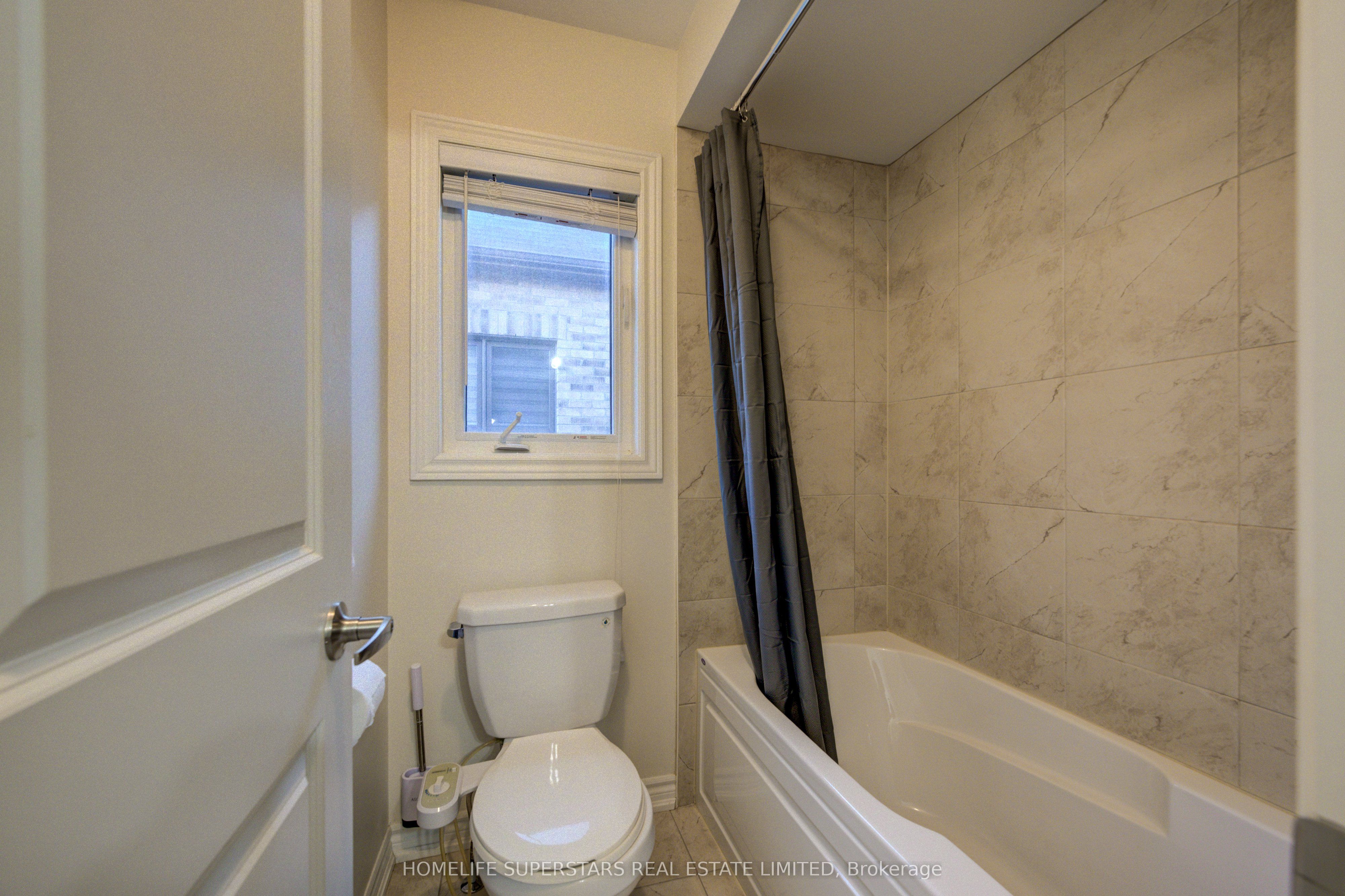 27 Upperview Place Property Photo 35