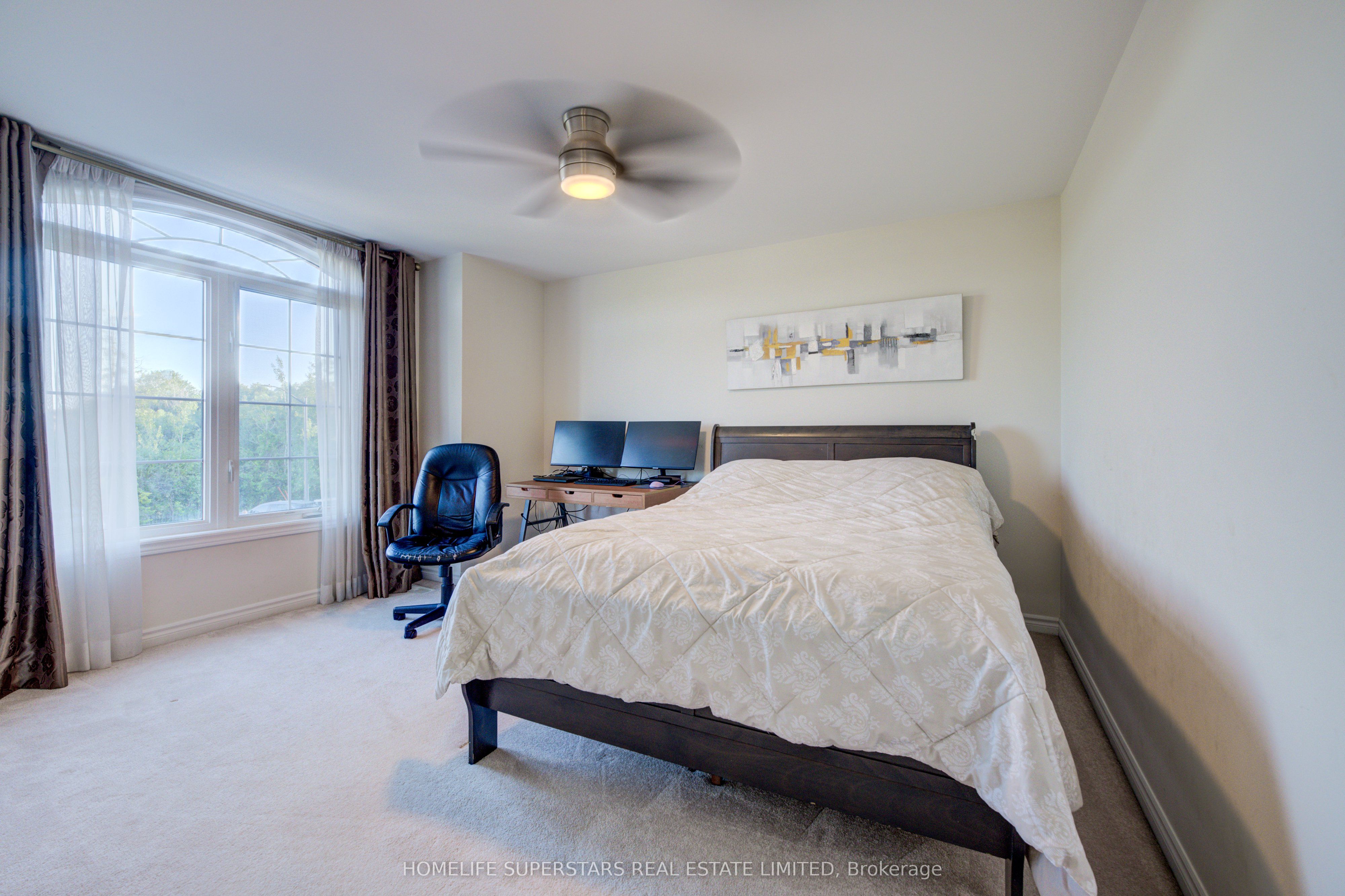 27 Upperview Place Property Photo 38