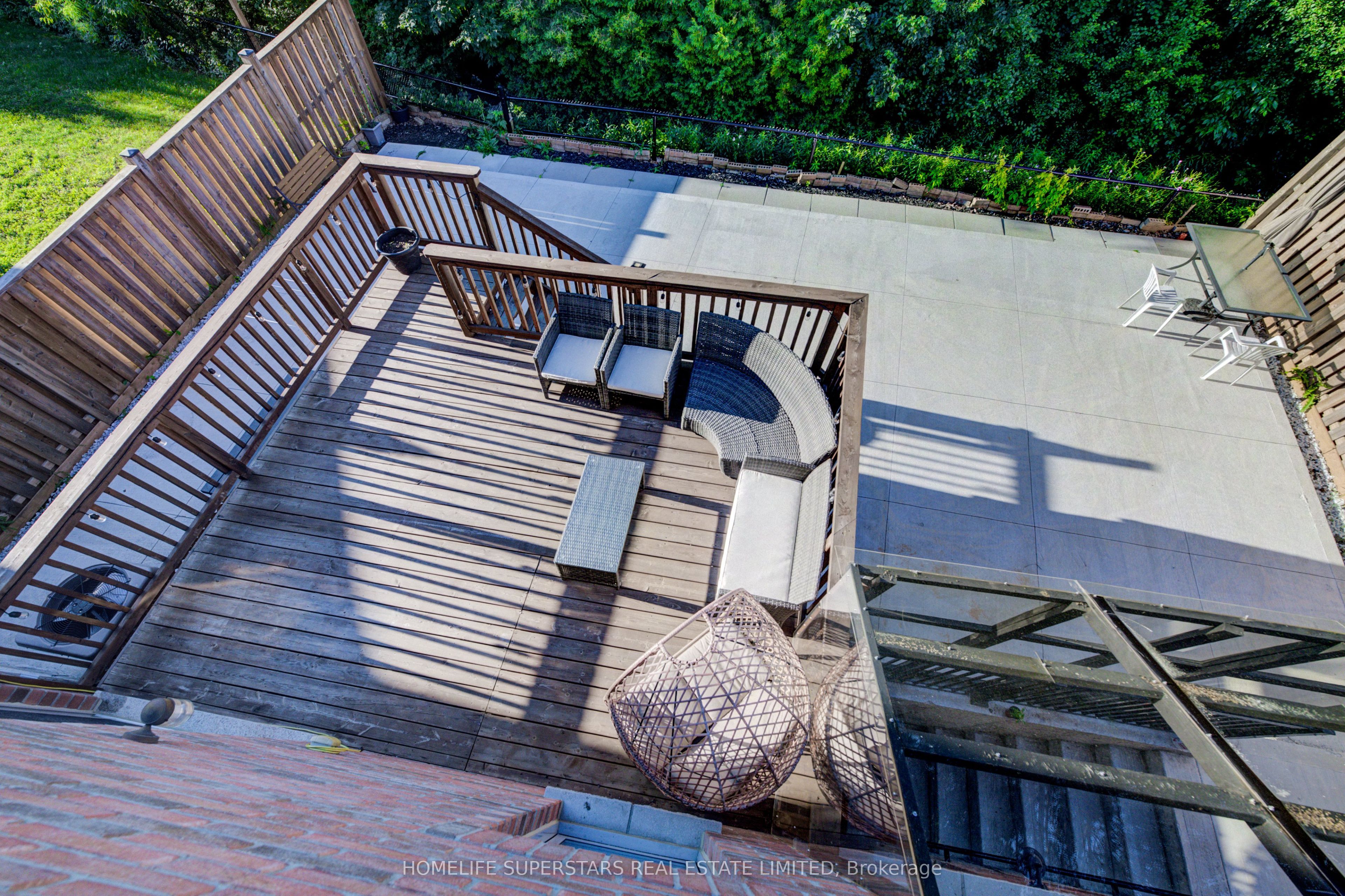 27 Upperview Place Property Photo 40
