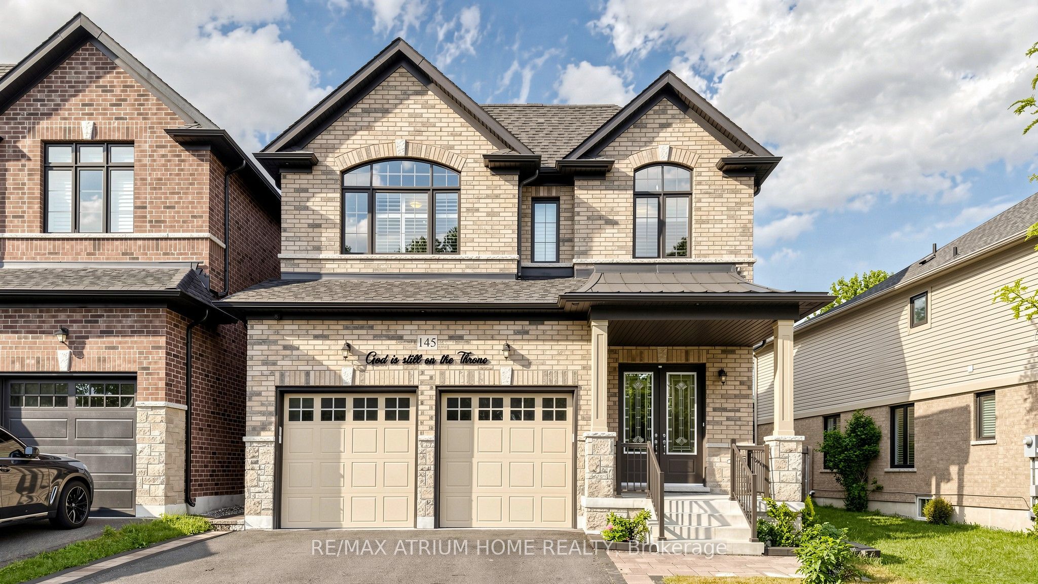 145 Courvier Crescent Property Photo 2