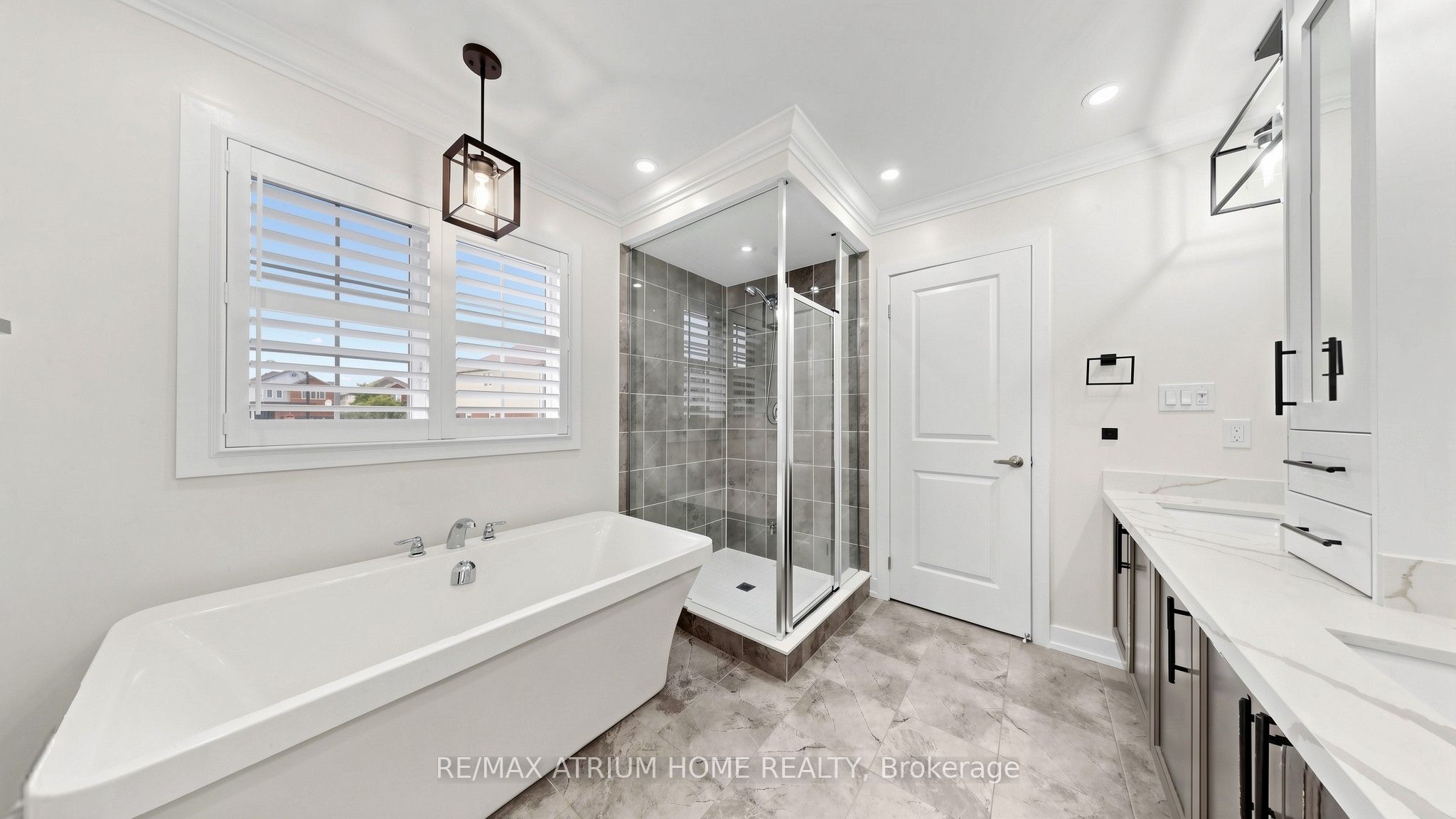 145 Courvier Crescent Property Photo 22