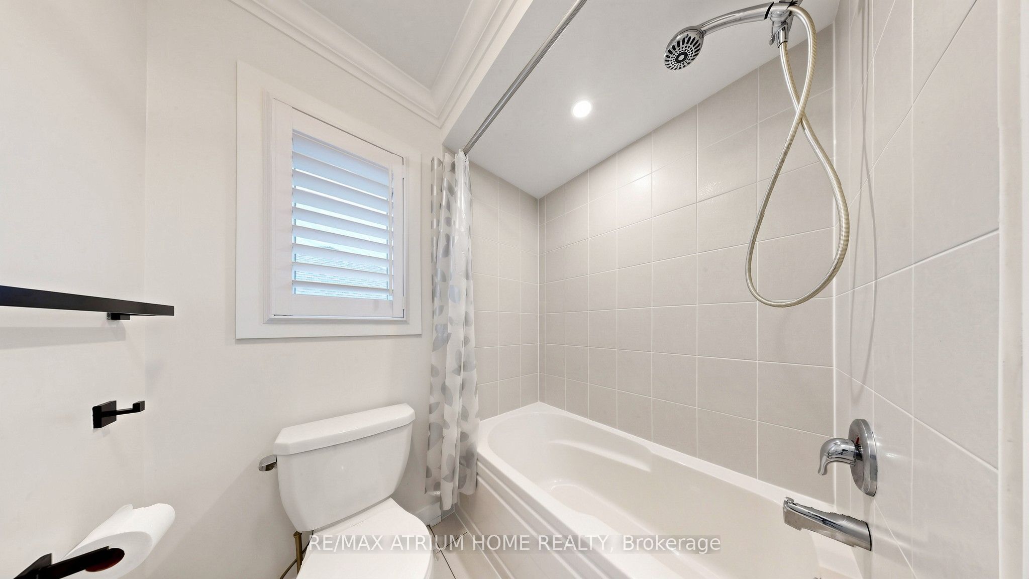 145 Courvier Crescent Property Photo 44
