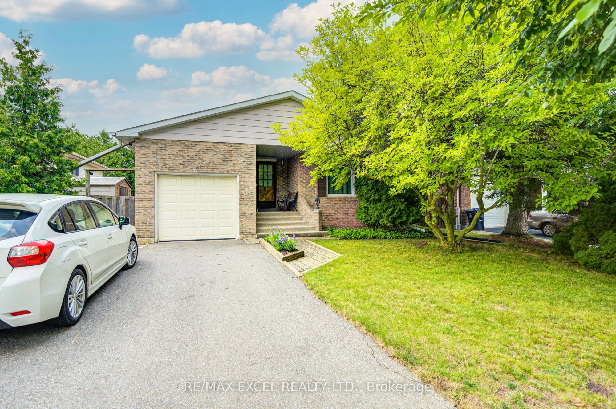 81 Amanda Drive Property Photo 2