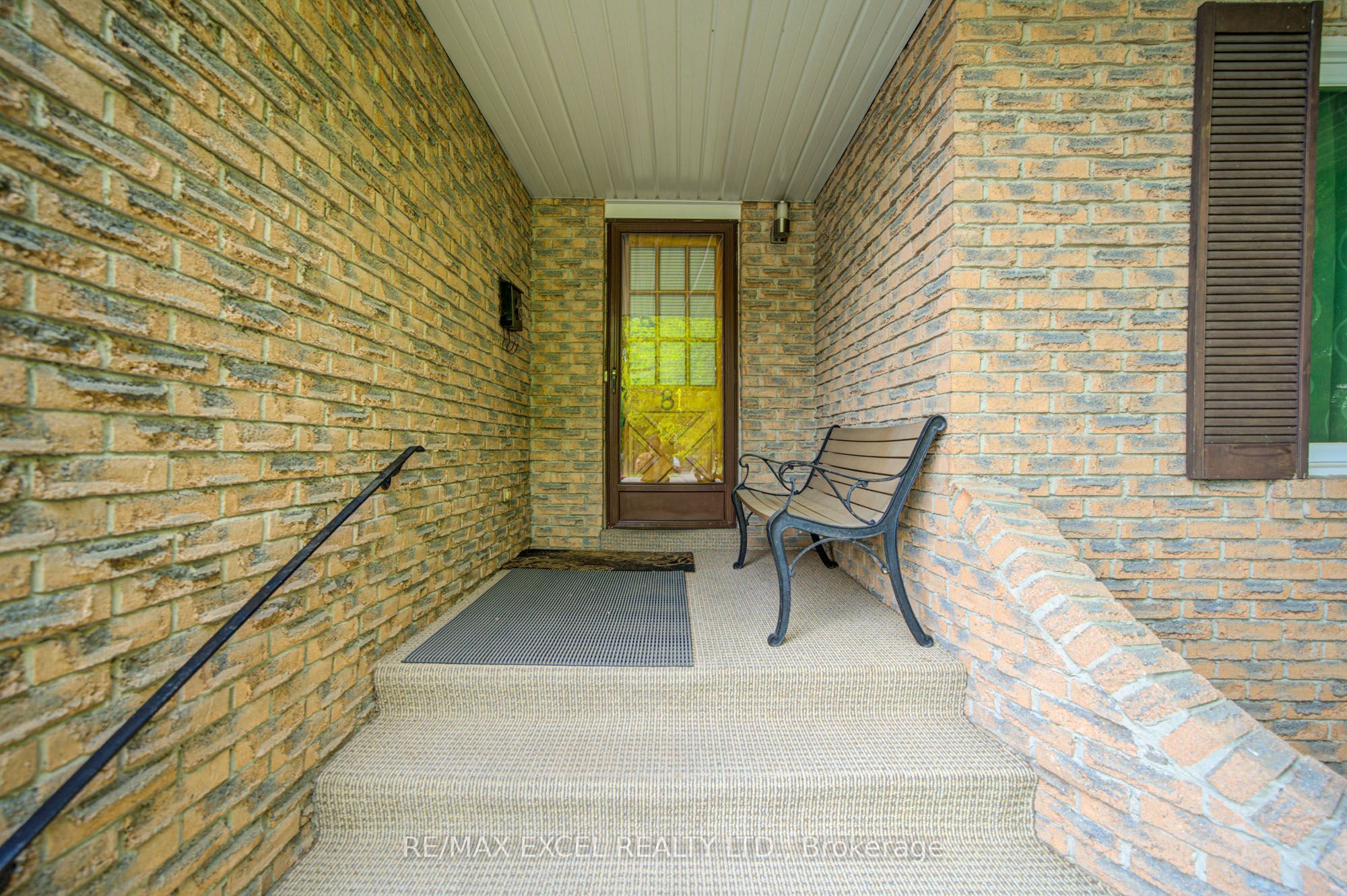 81 Amanda Drive Property Photo 3